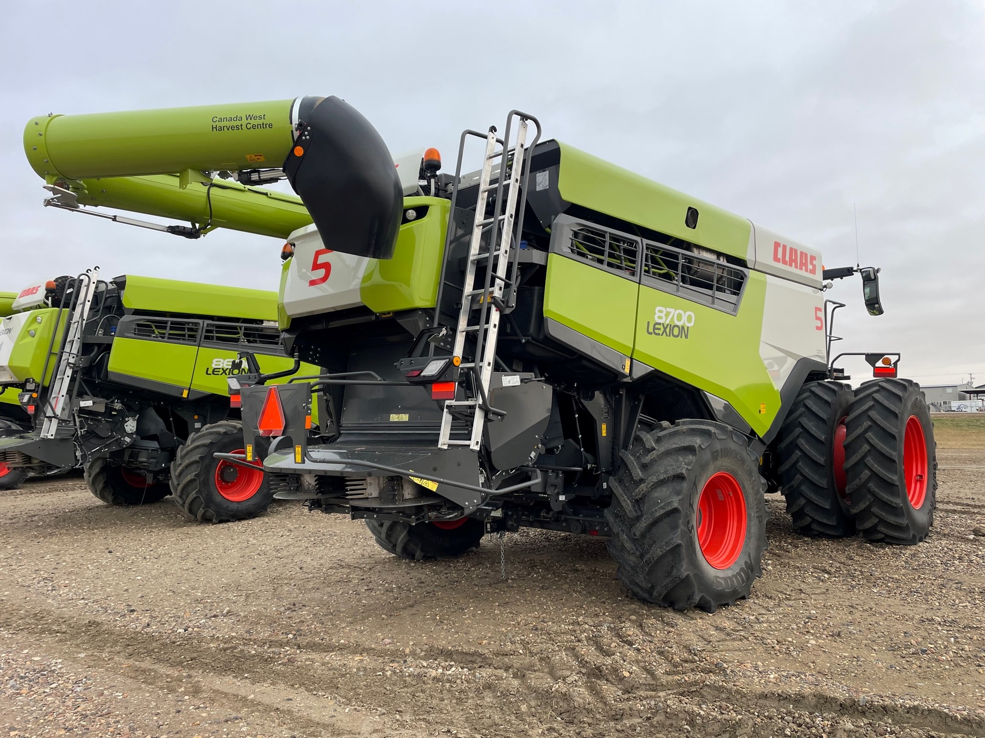 2024 CLAAS 8700 Combine