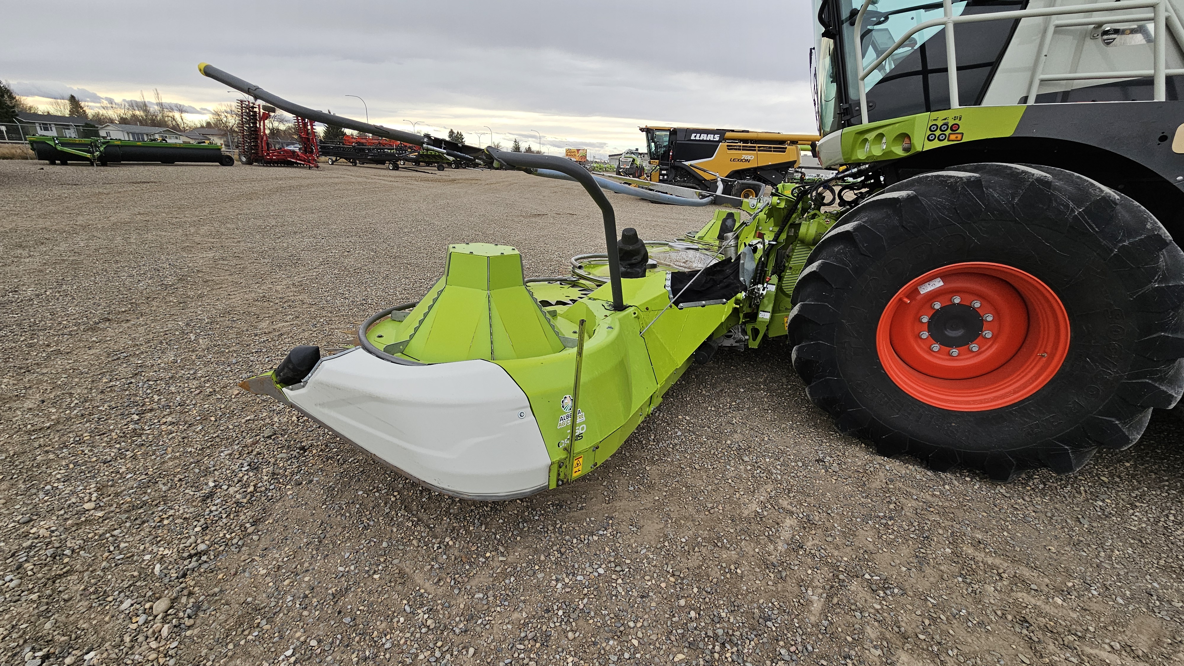 2022 CLAAS ORBIS 750 Header Forage