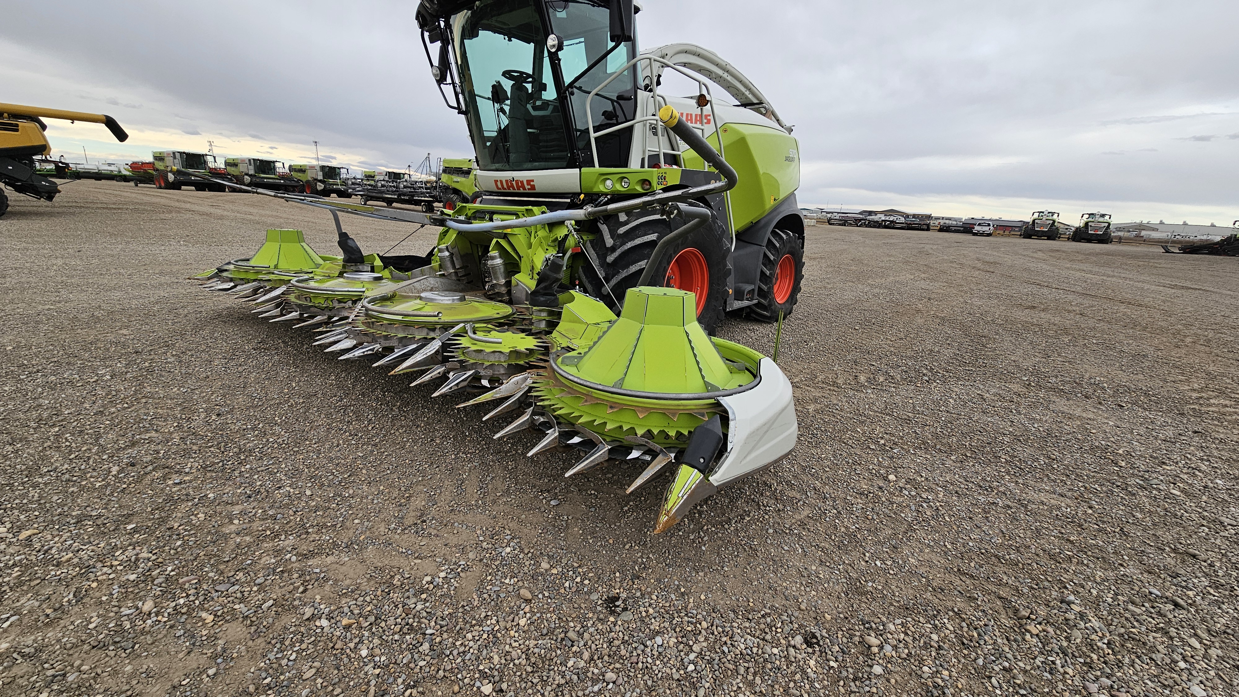 2022 CLAAS ORBIS 750 Header Forage