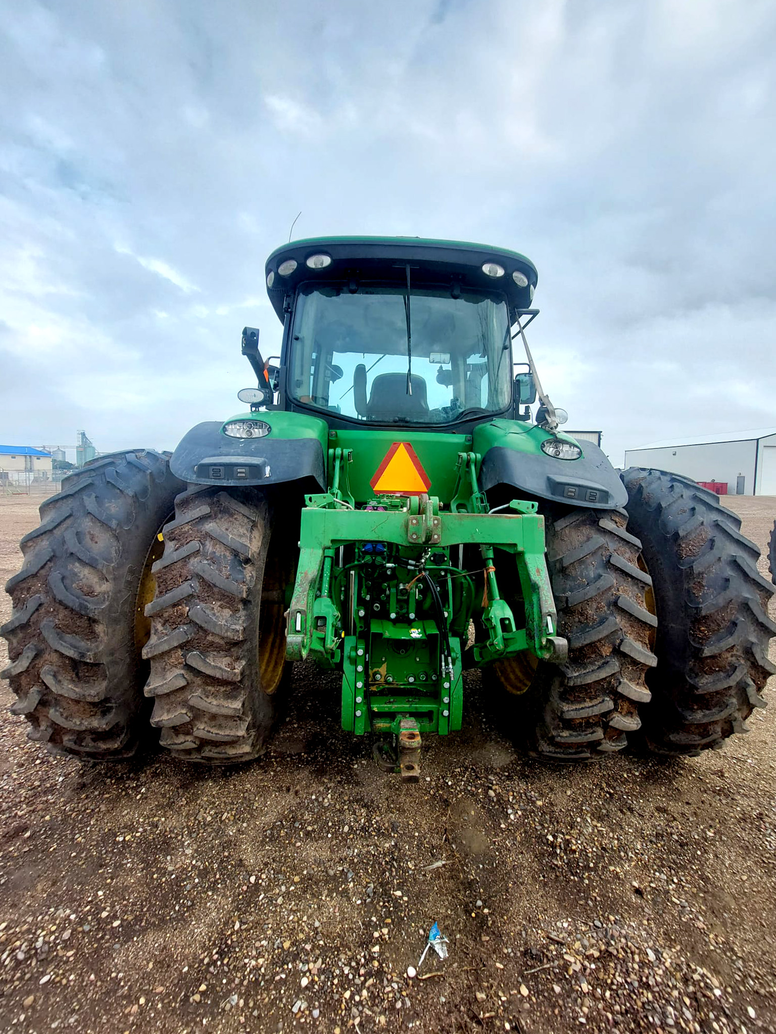 2012 John Deere 7230R Tractor