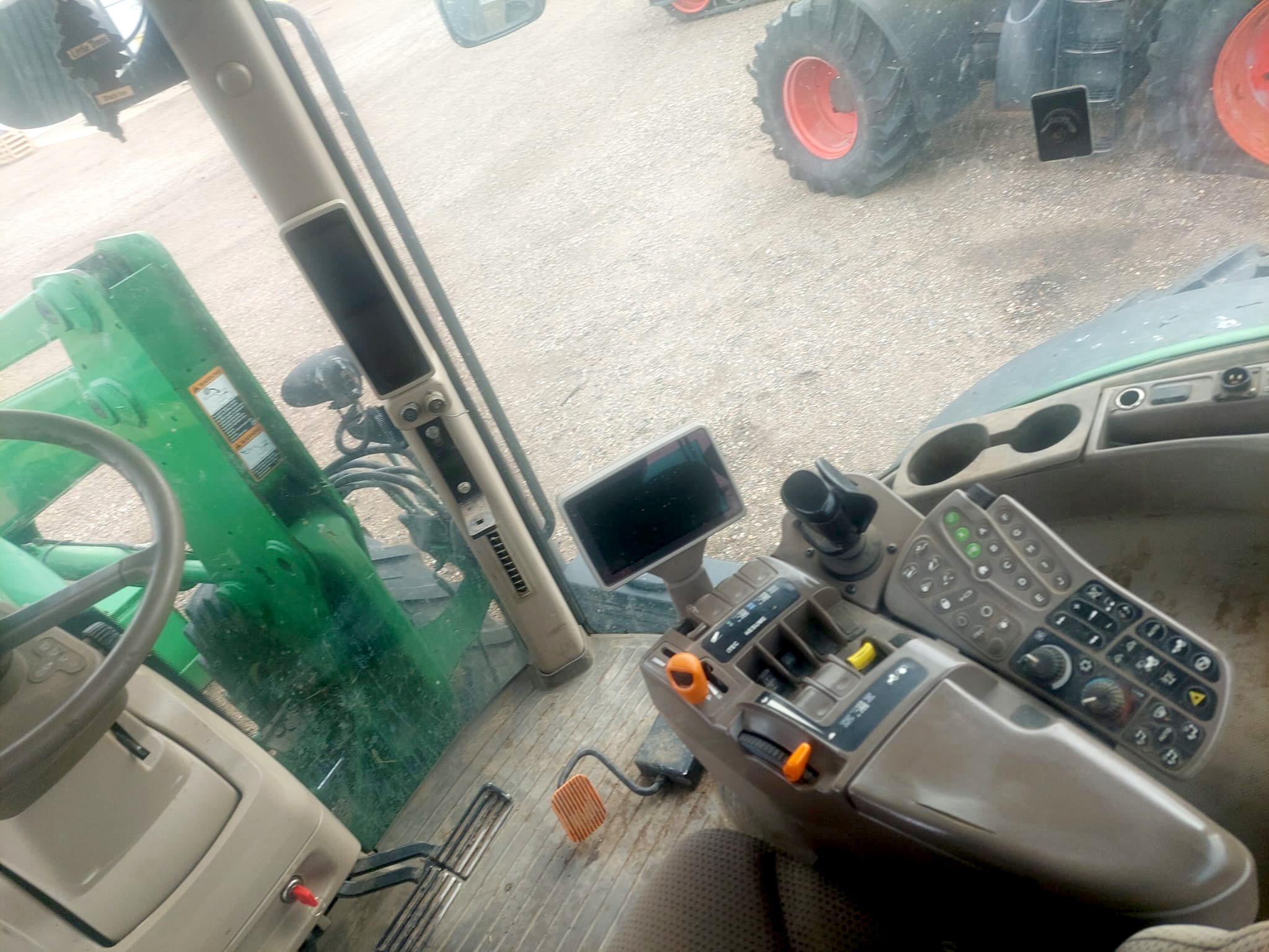 2012 John Deere 7230R Tractor