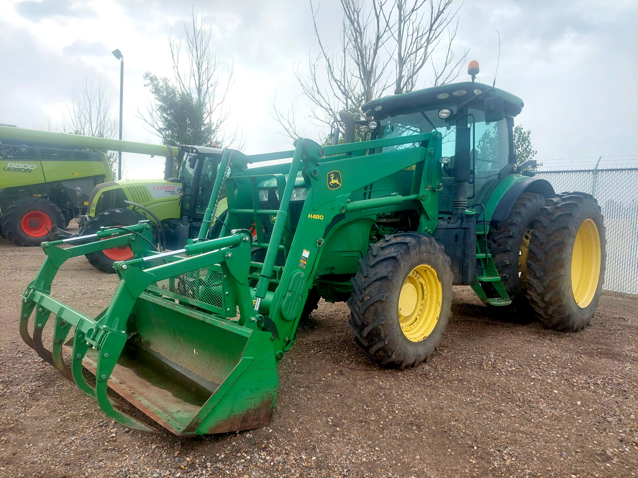 2012 John Deere 7230R Tractor