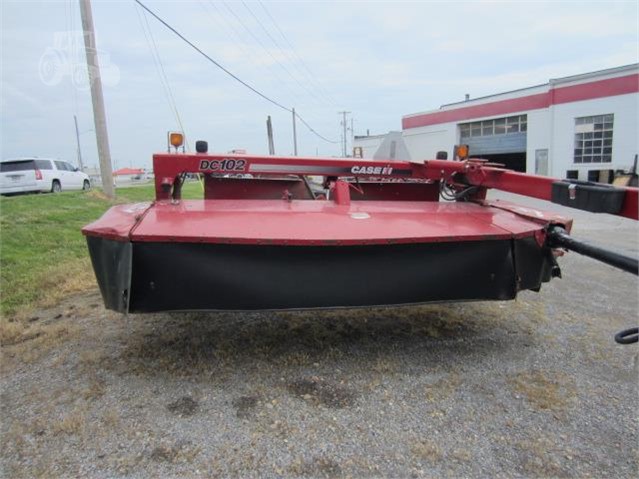 2014 Case IH DC102 Windrower