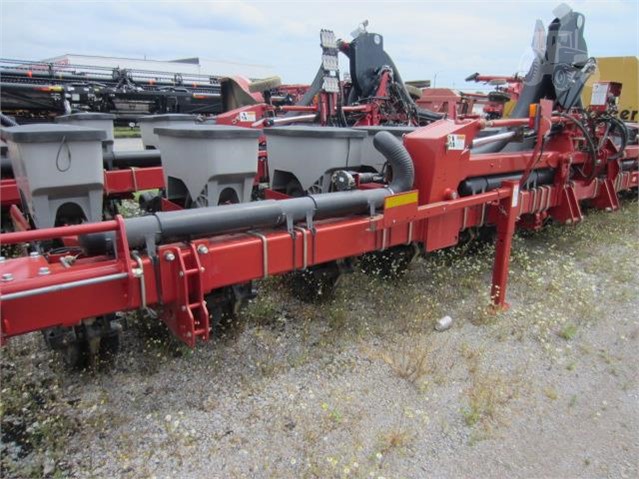 2010 Case IH 1230 Planter