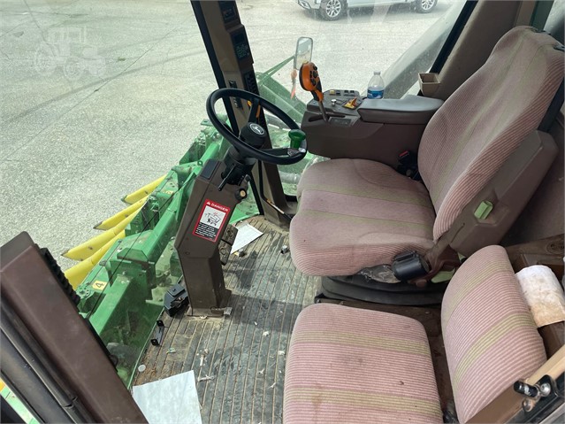 2005 John Deere 9996 Cotton Picker