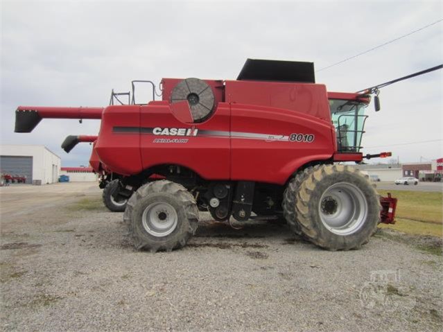 2007 Case IH 8010 Combine