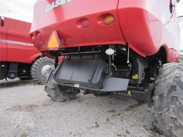 2007 Case IH 8010 Combine