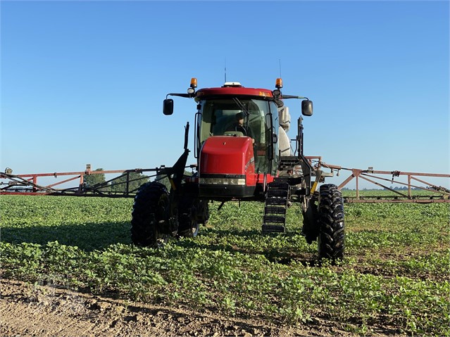 2013 Case IH PATRIOT 4430 Sprayer/High Clearance