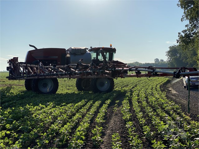 2013 Case IH PATRIOT 4430 Sprayer/High Clearance