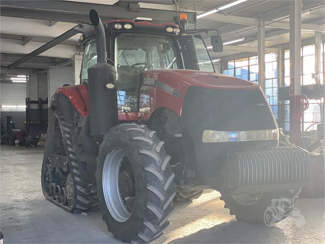 2015 Case IH MAGNUM 340 ROWTRAC Tractor