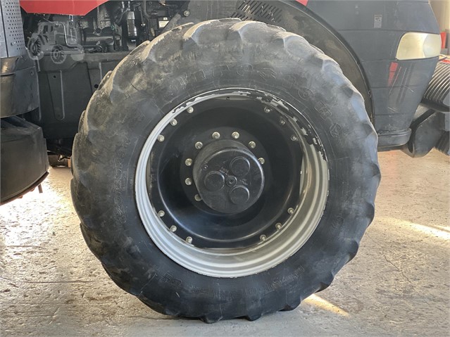 2015 Case IH MAGNUM 340 ROWTRAC Tractor