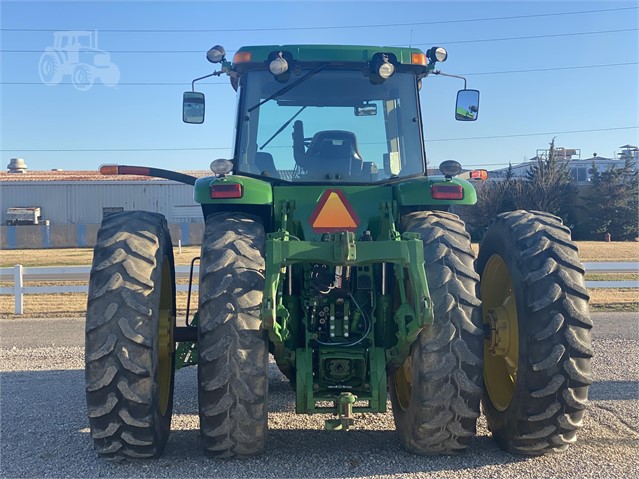 2004 John Deere 8420 Tractor