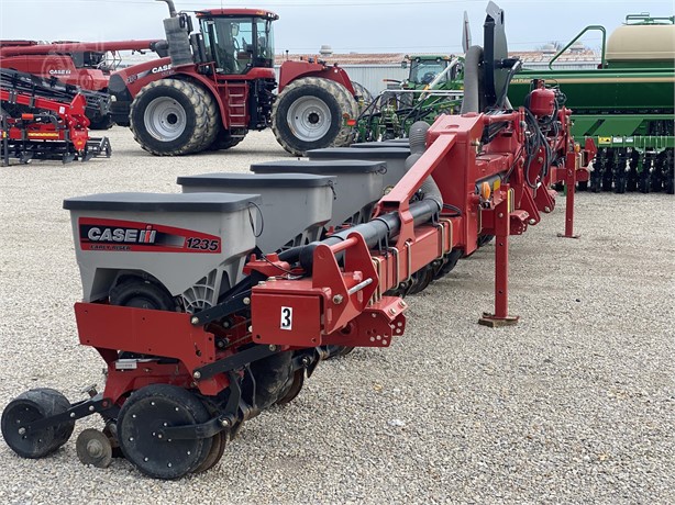 Case IH 1235 Planter