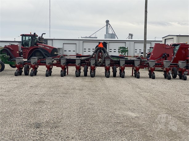 Case IH 1235 Planter