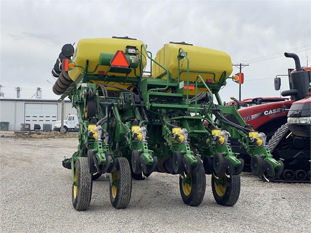 John Deere 1790 CCS Planter