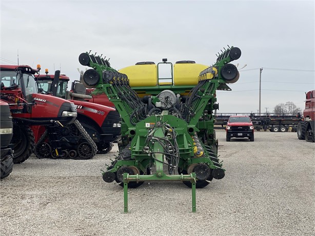 John Deere 1790 CCS Planter