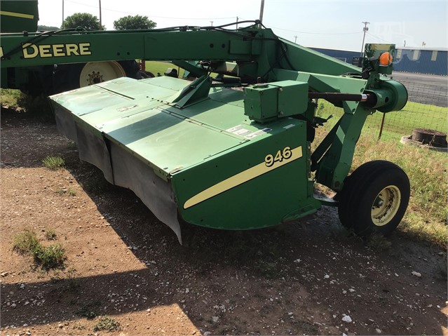 2003 John Deere 946 Mower Conditioner