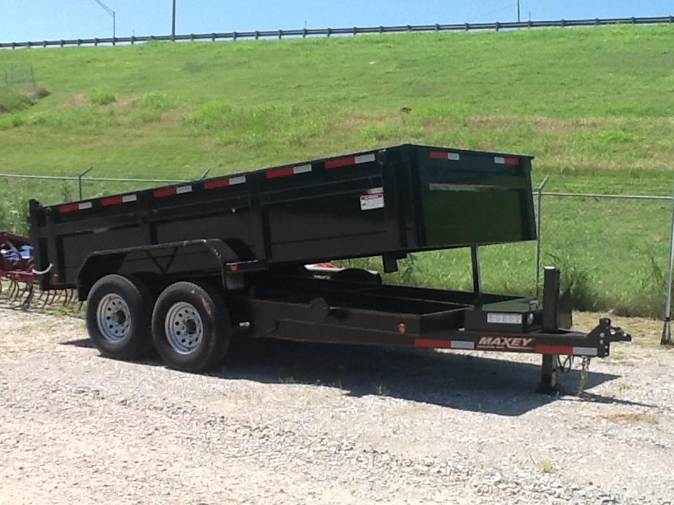 2014 MaxumTrailers 14X83DT Trailer