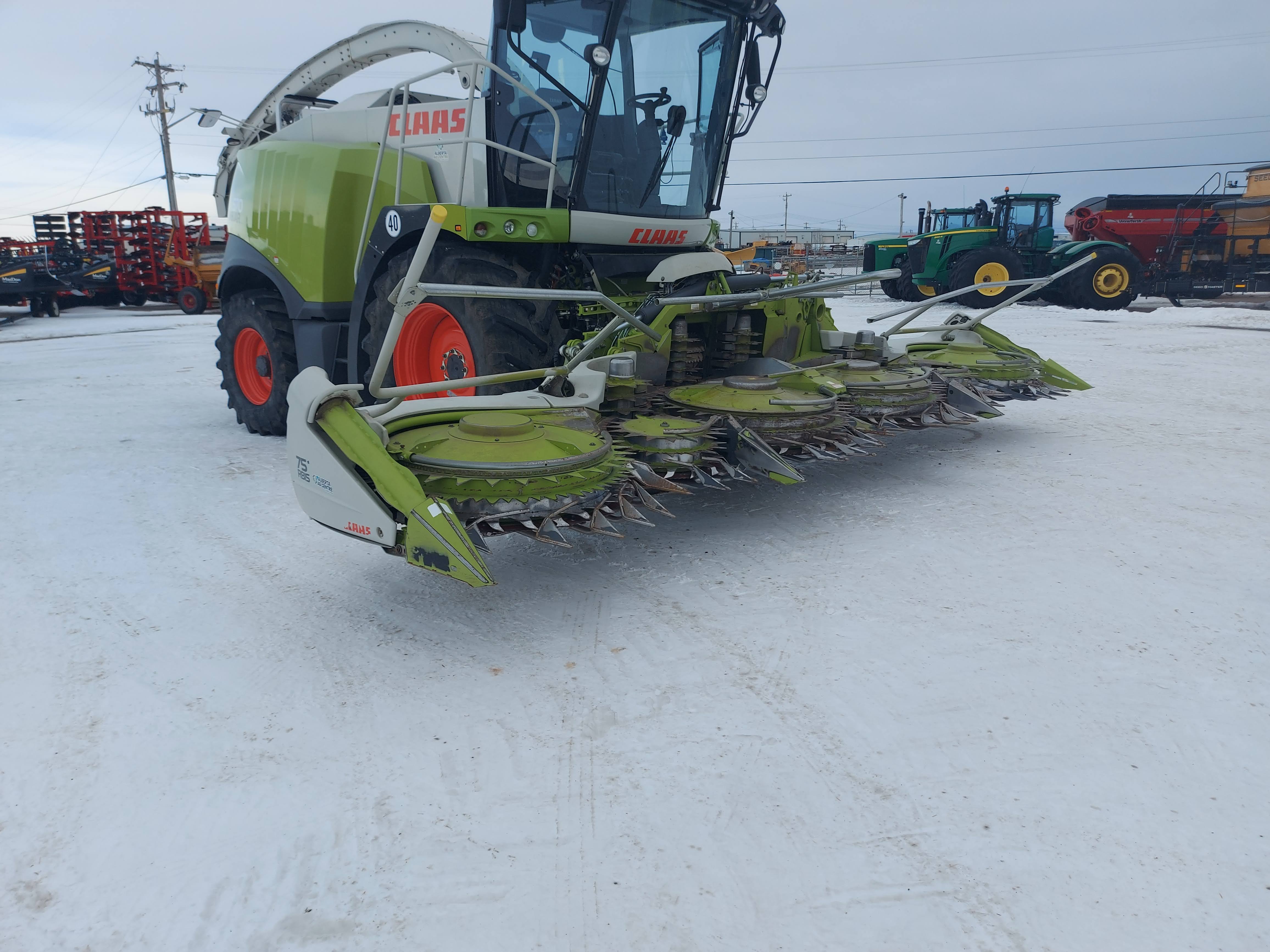 2017 CLAAS ORBIS 750 Header Forage