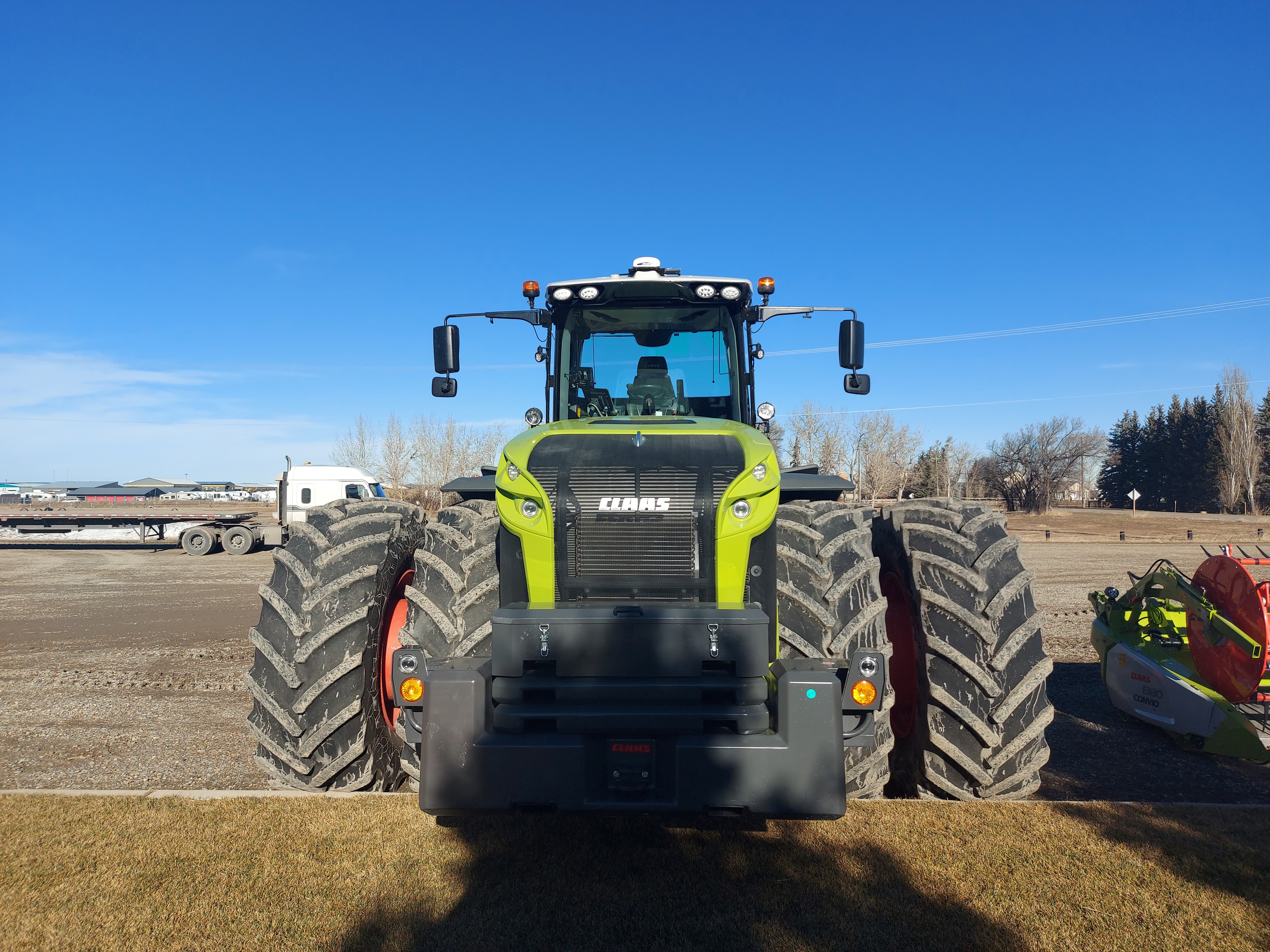 2022 CLAAS XERION 4500 Tractor