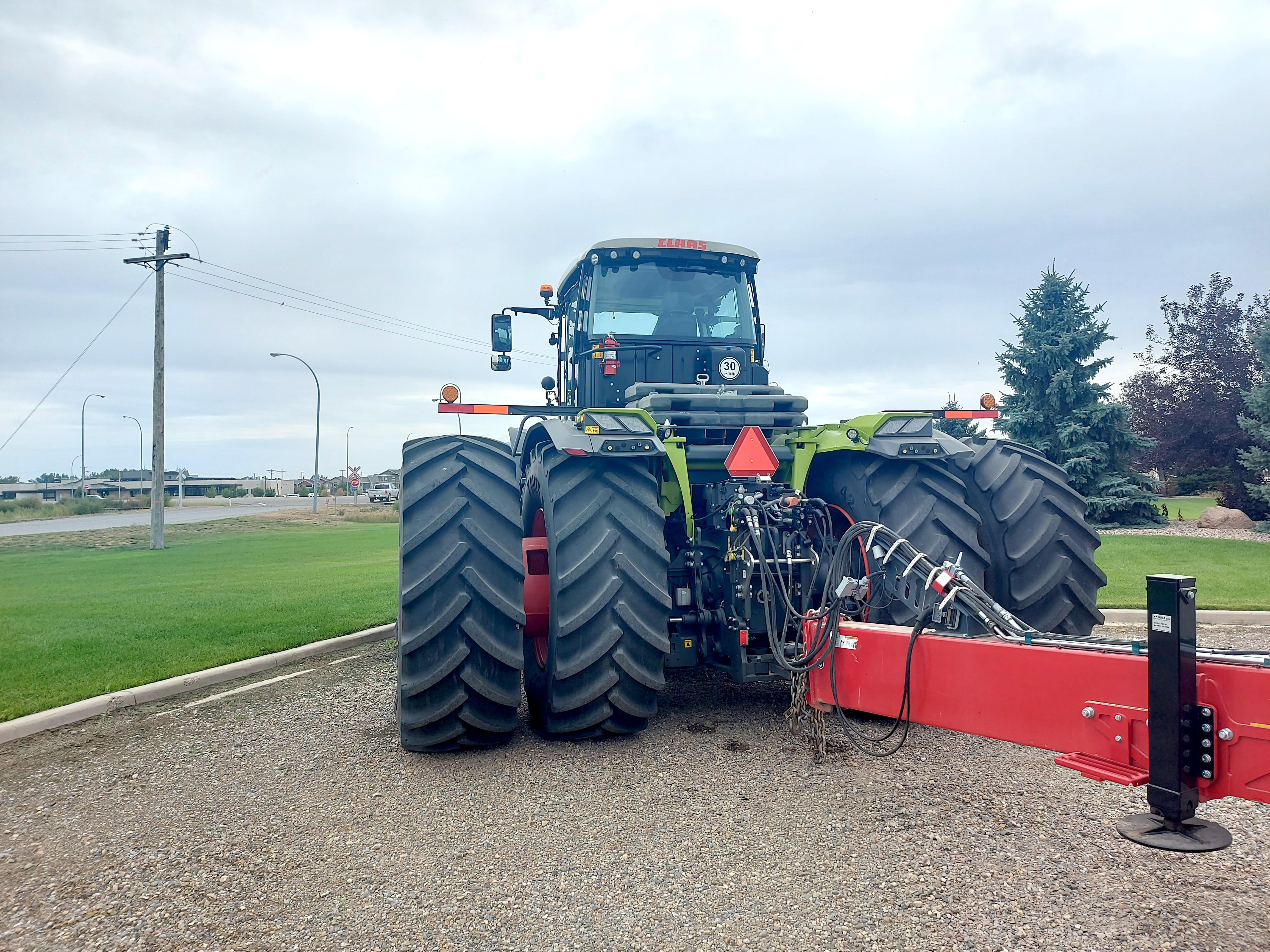 2022 CLAAS XERION 4500 Tractor