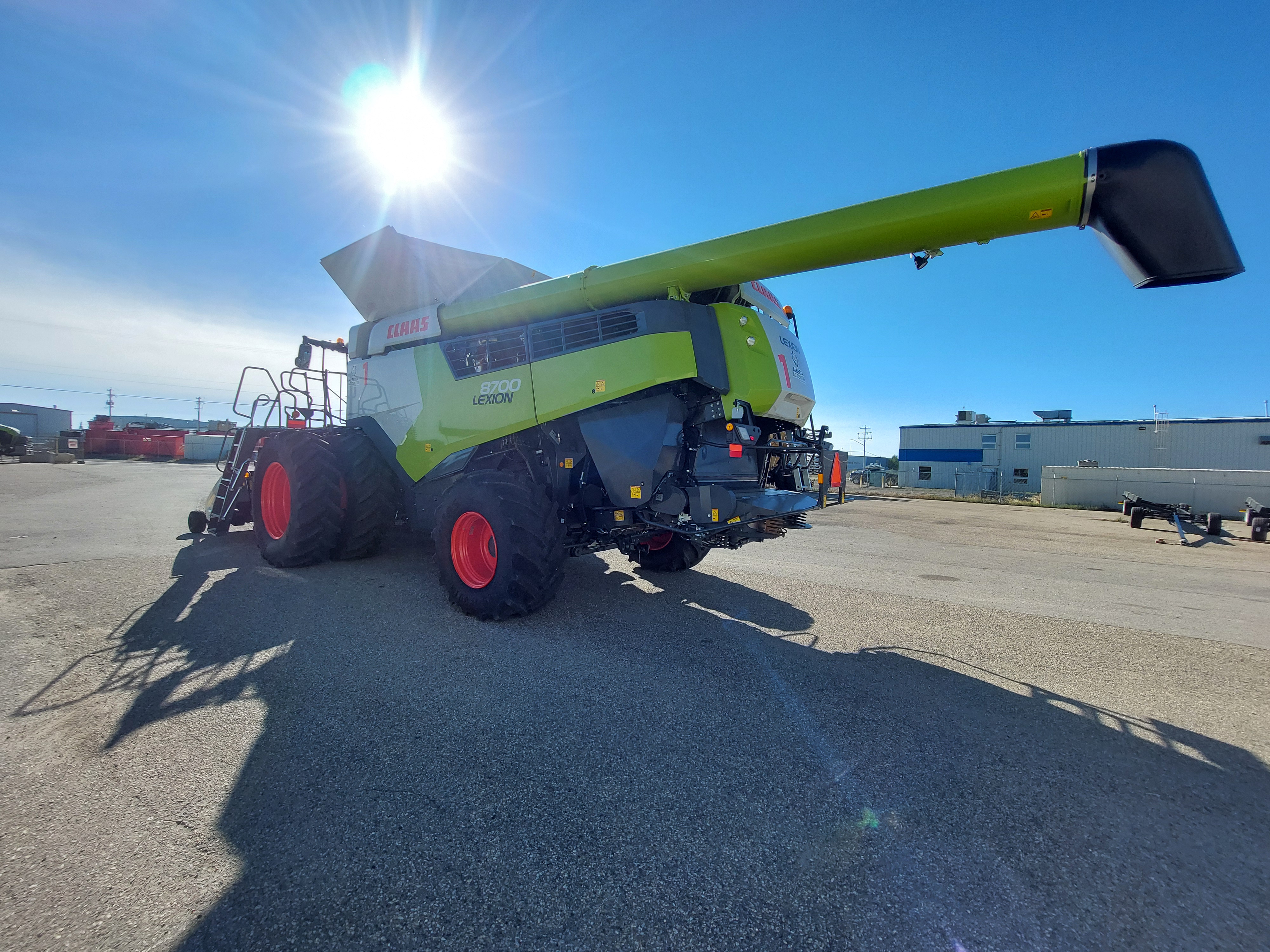 2022 CLAAS 8700 Combine