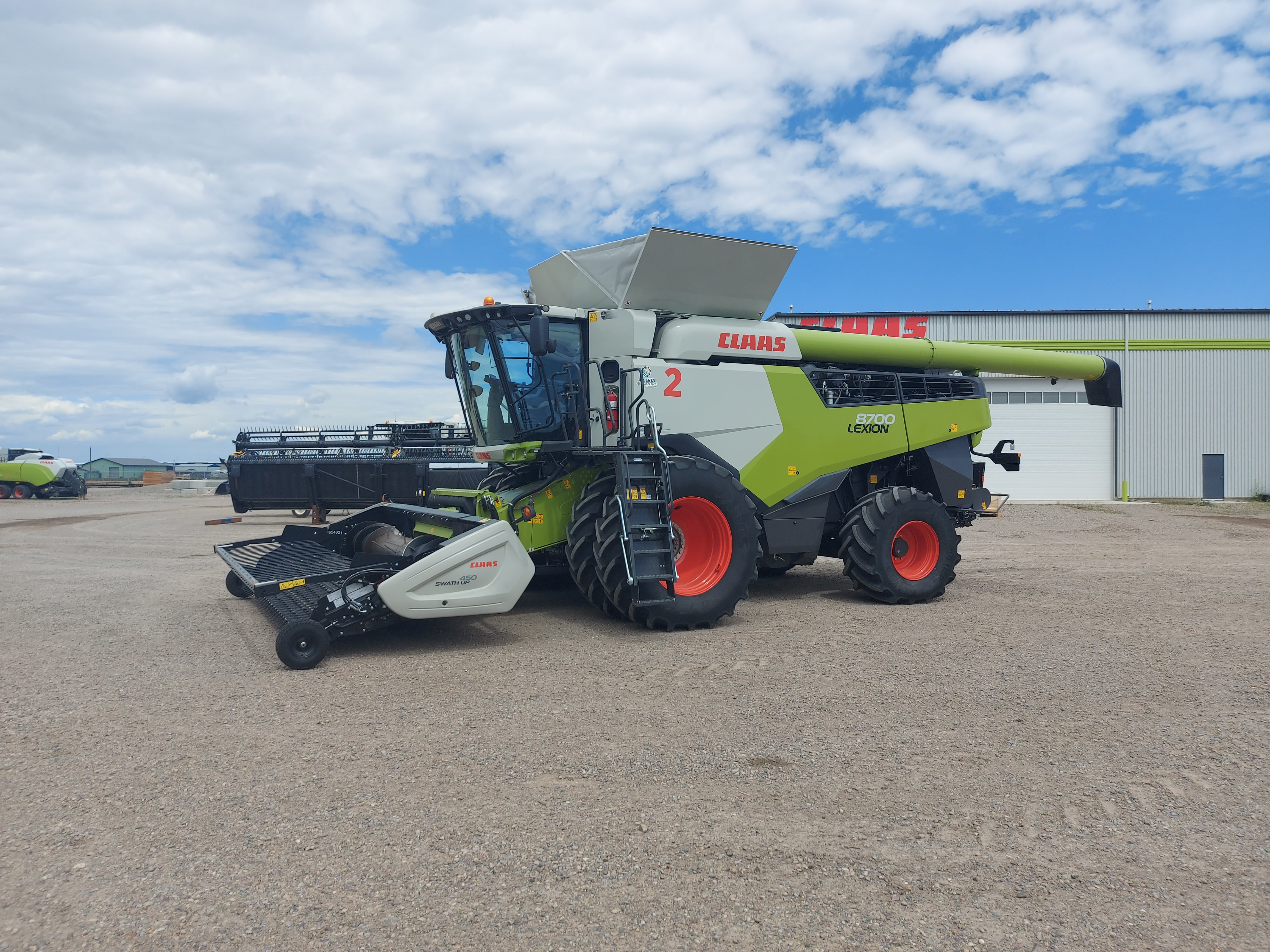 2022 CLAAS 8700 Combine