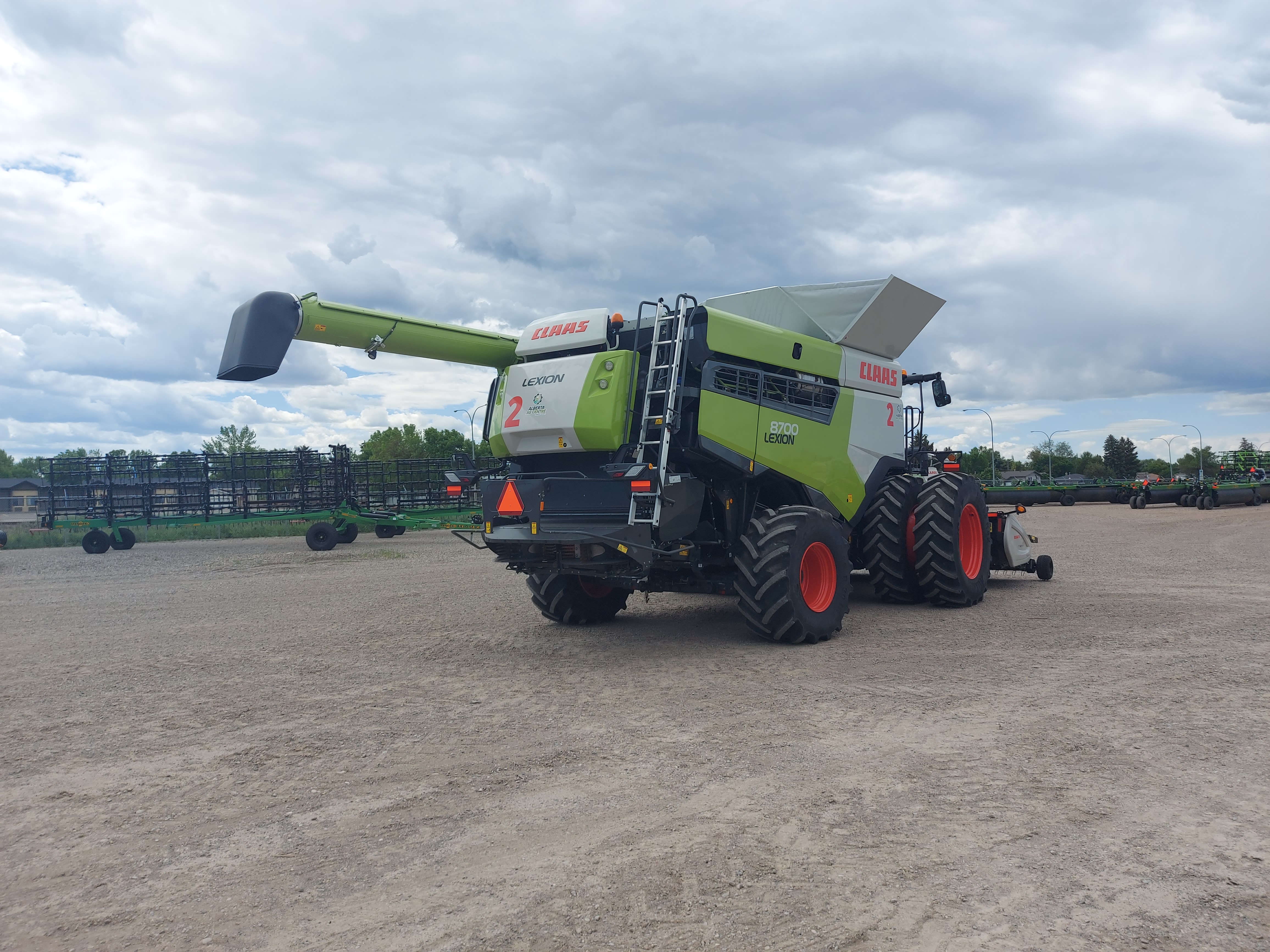 2022 CLAAS 8700 Combine