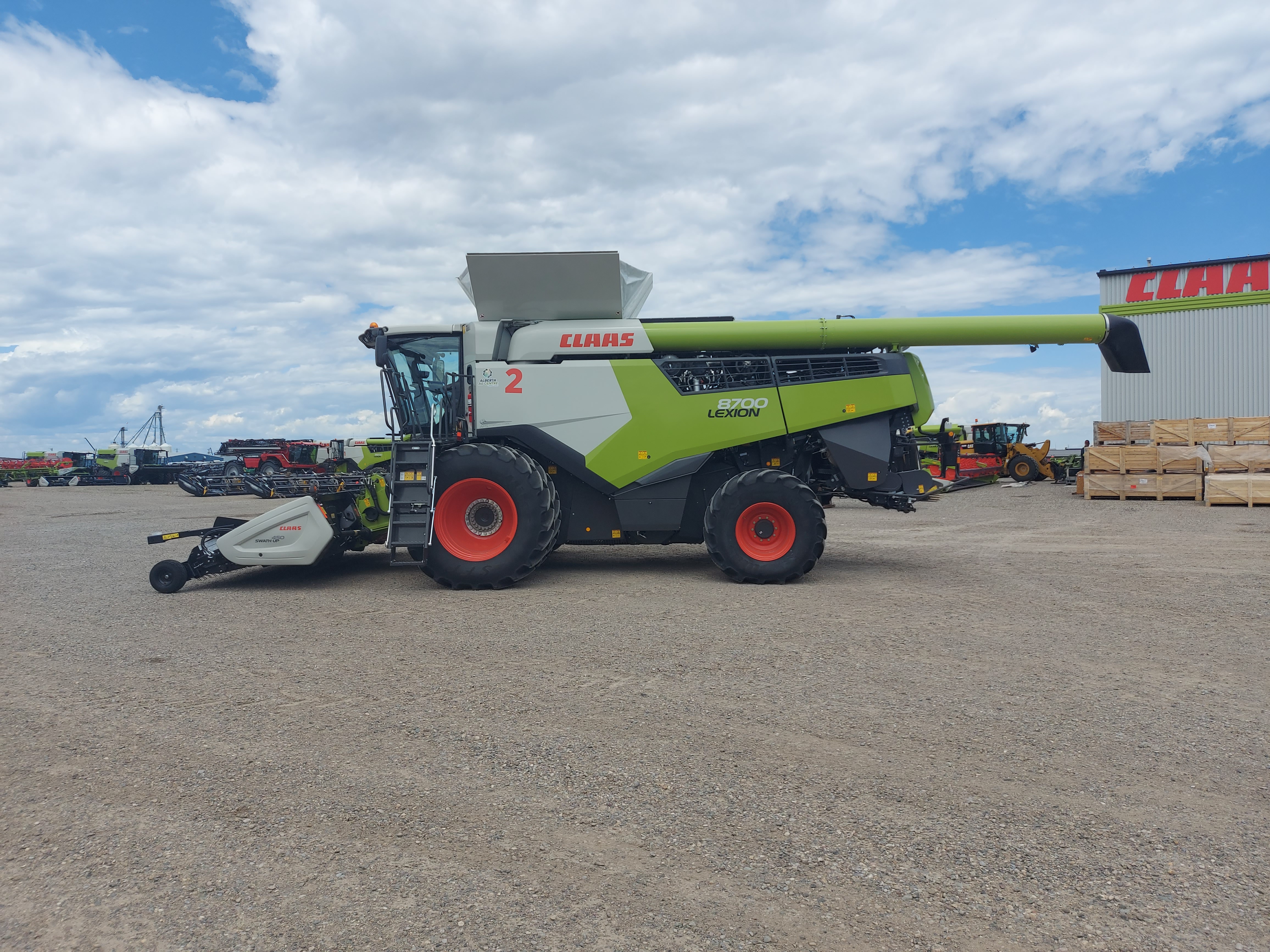 2022 CLAAS 8700 Combine