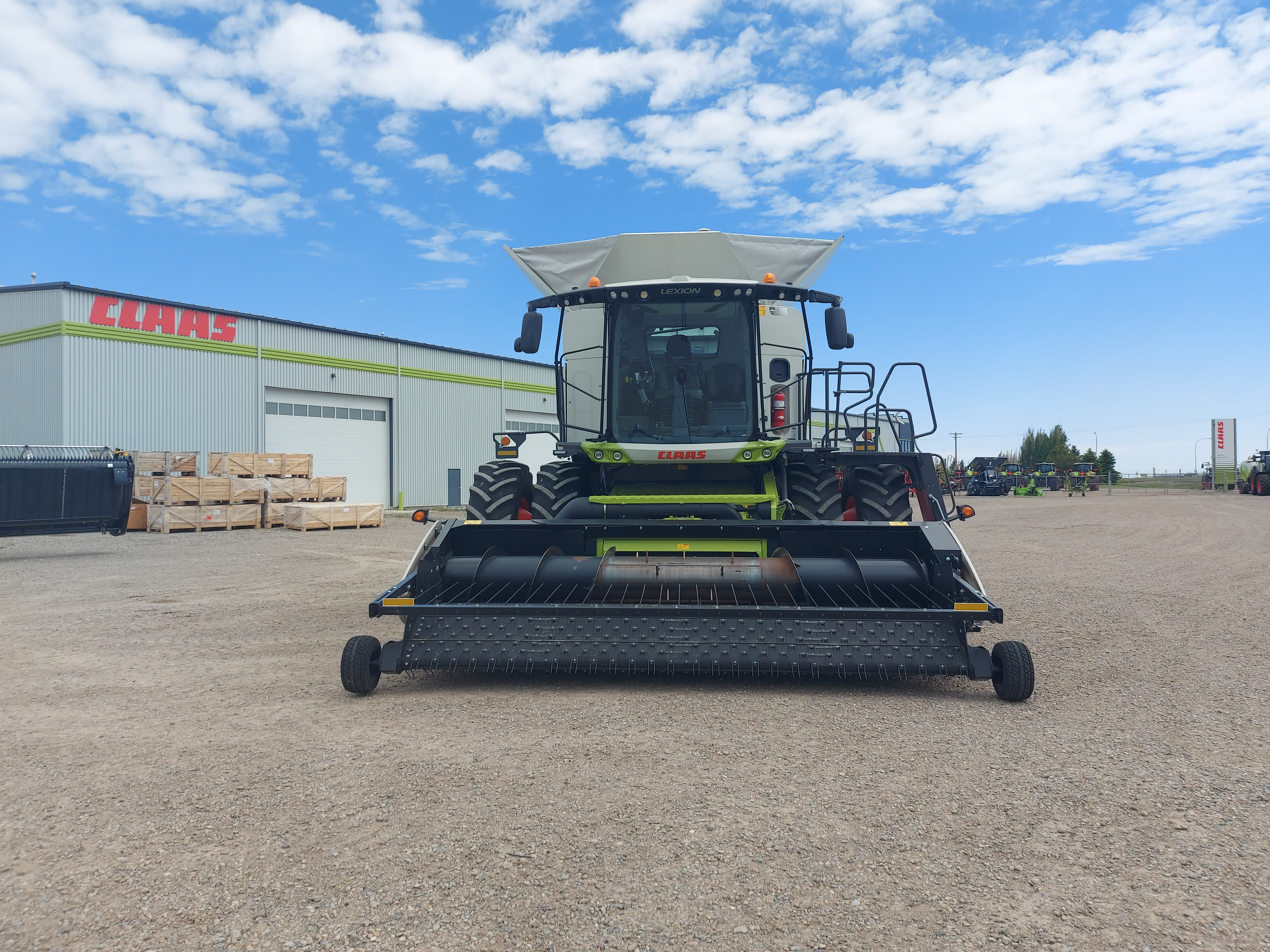 2022 CLAAS 8700 Combine