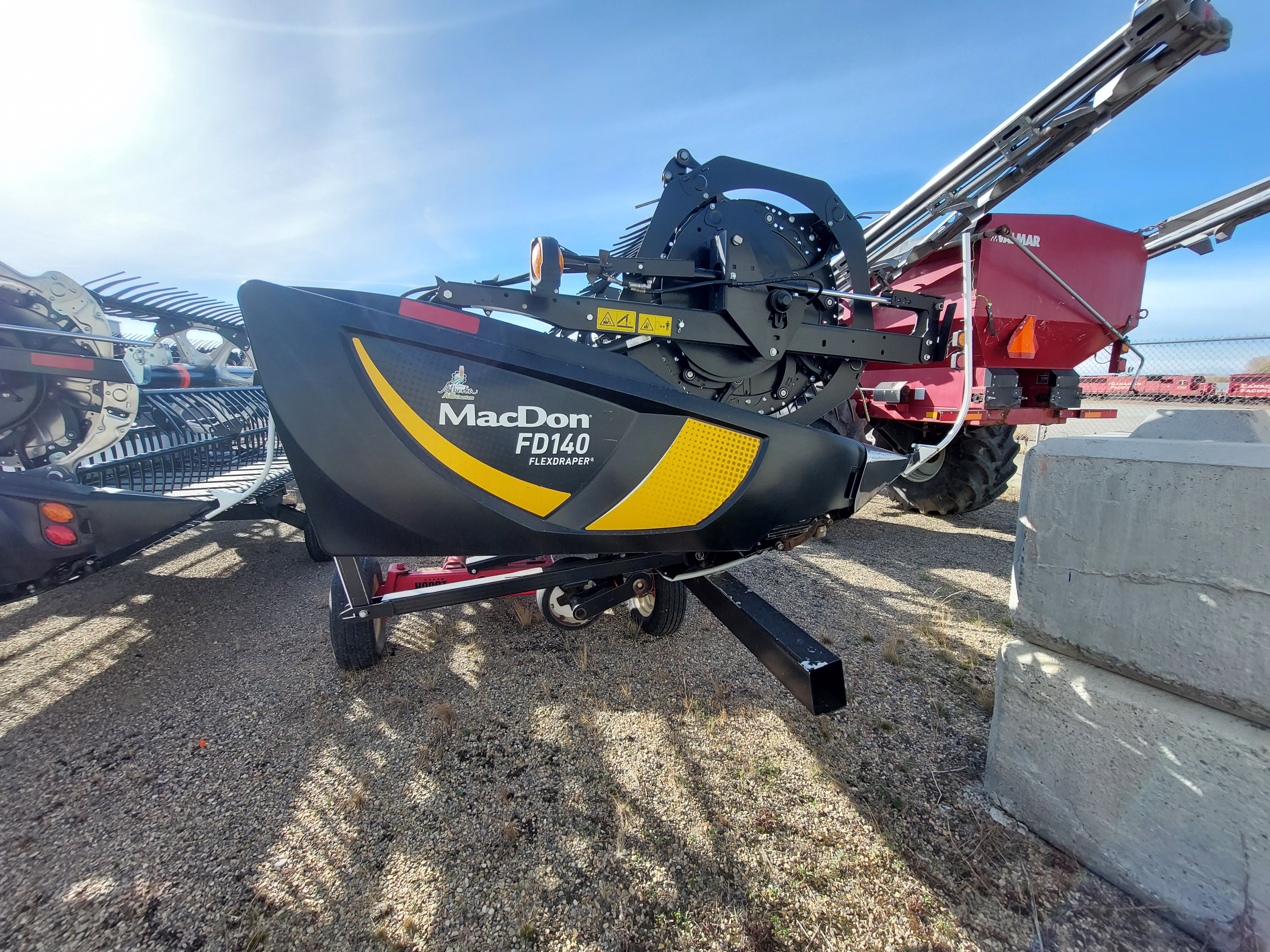 2018 MacDon FD140 Header Combine