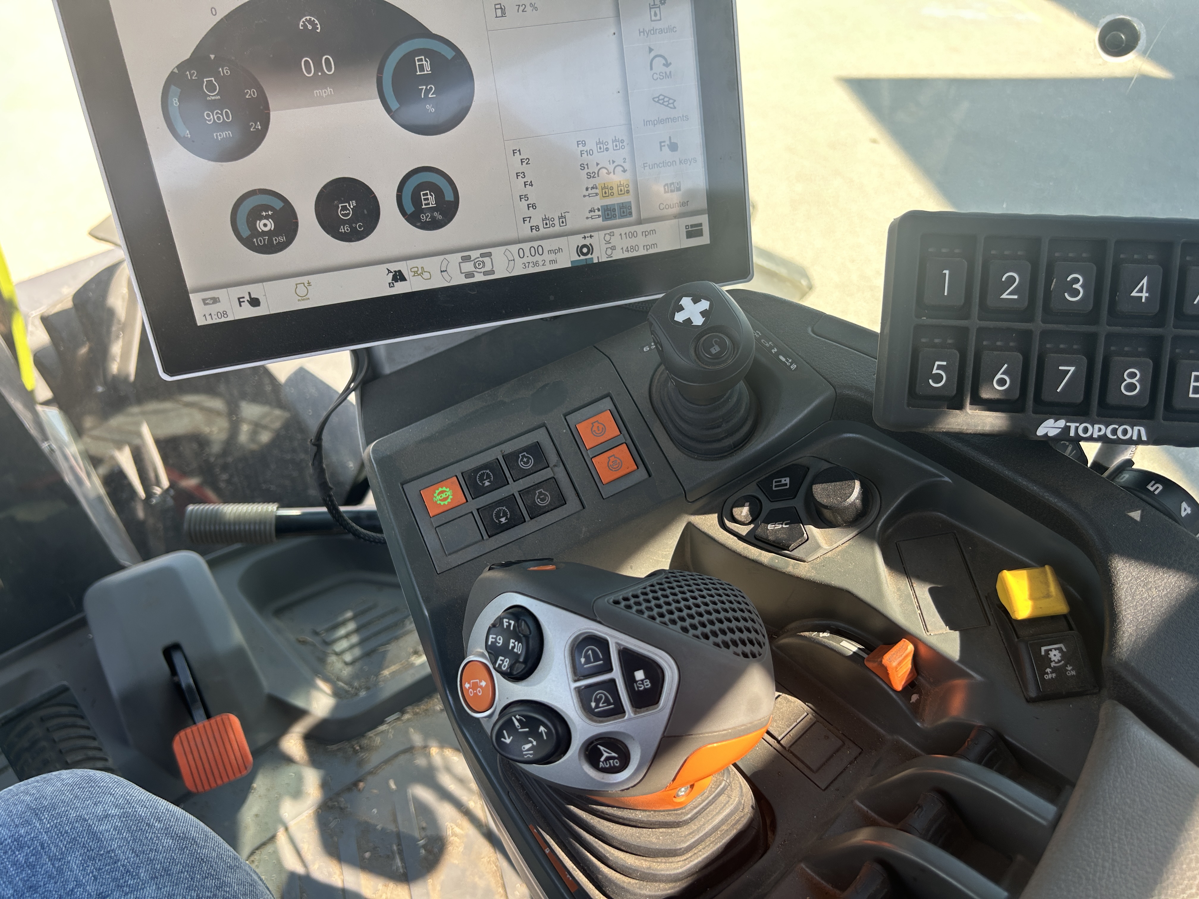 2023 CLAAS 12.650 Tractor
