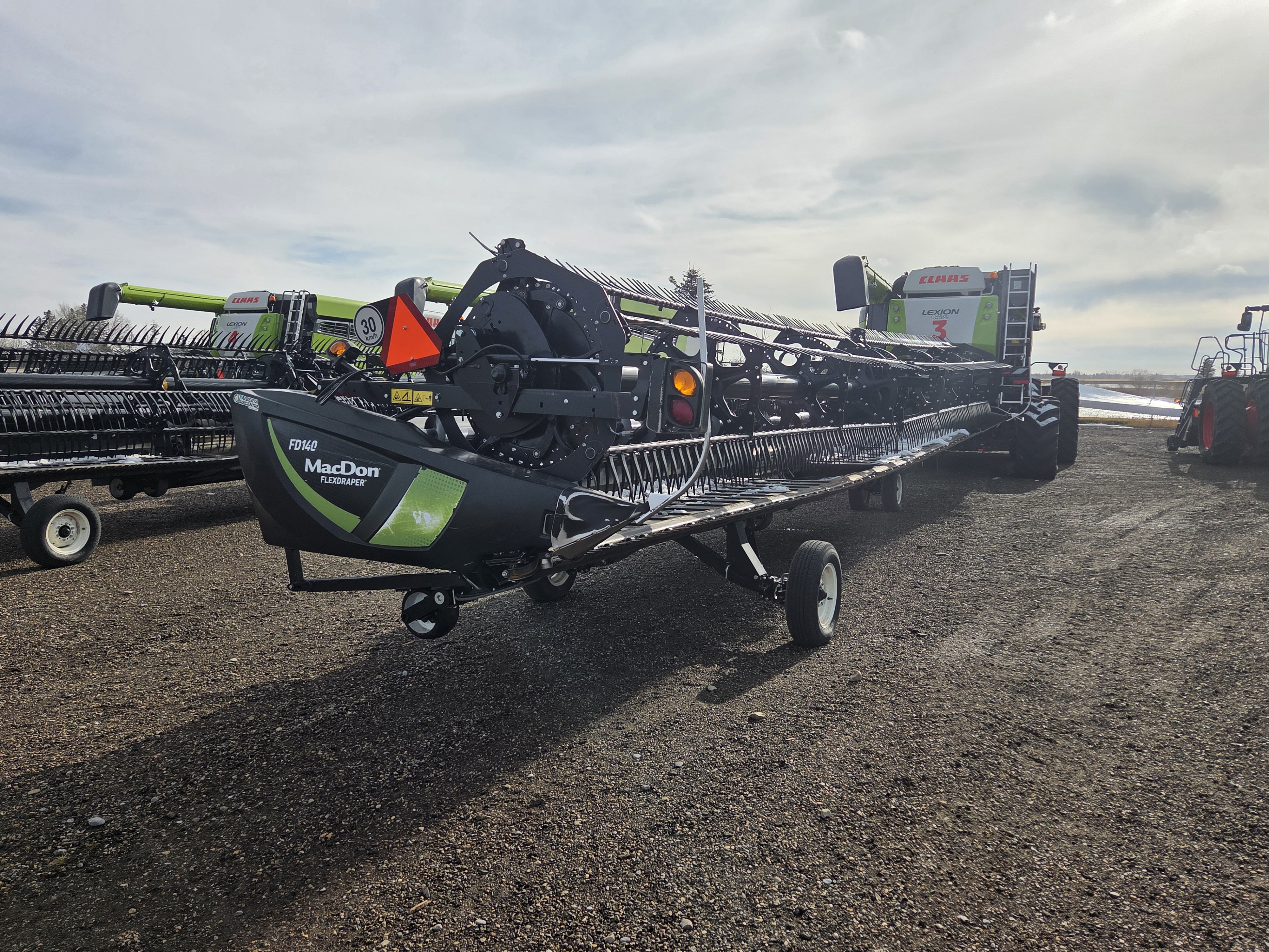 2021 MacDon FD140 Header Combine