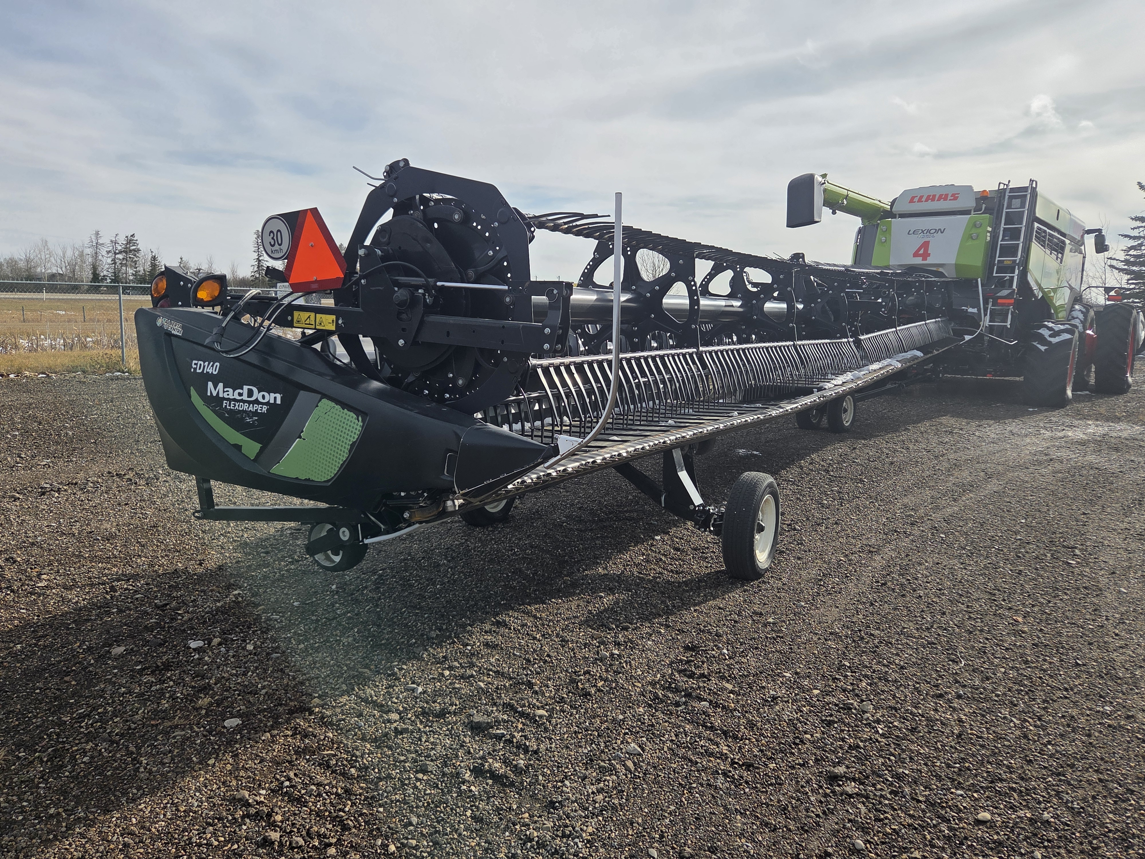2021 MacDon FD140 Header Combine