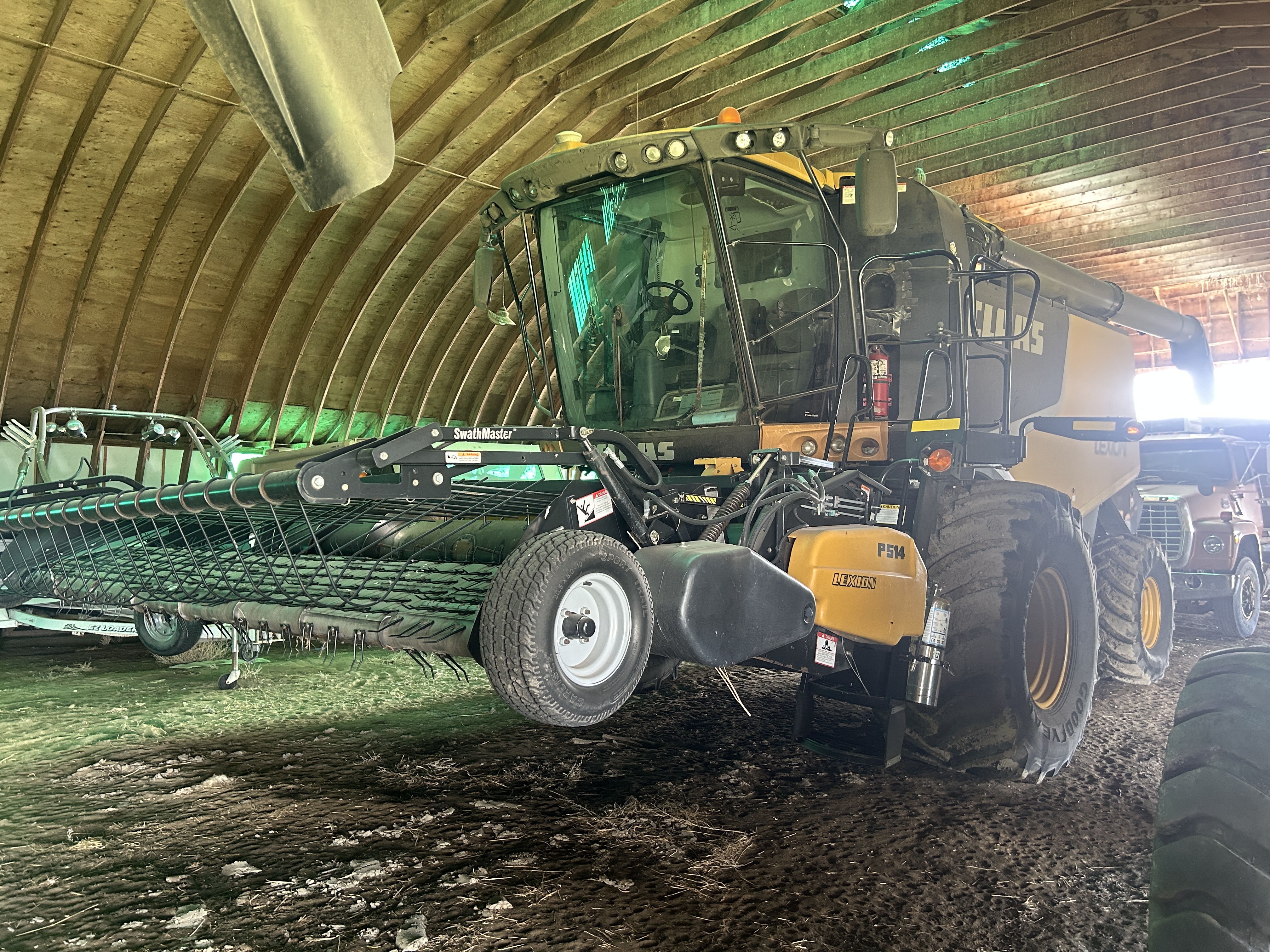 2012 CLAAS 670 Combine