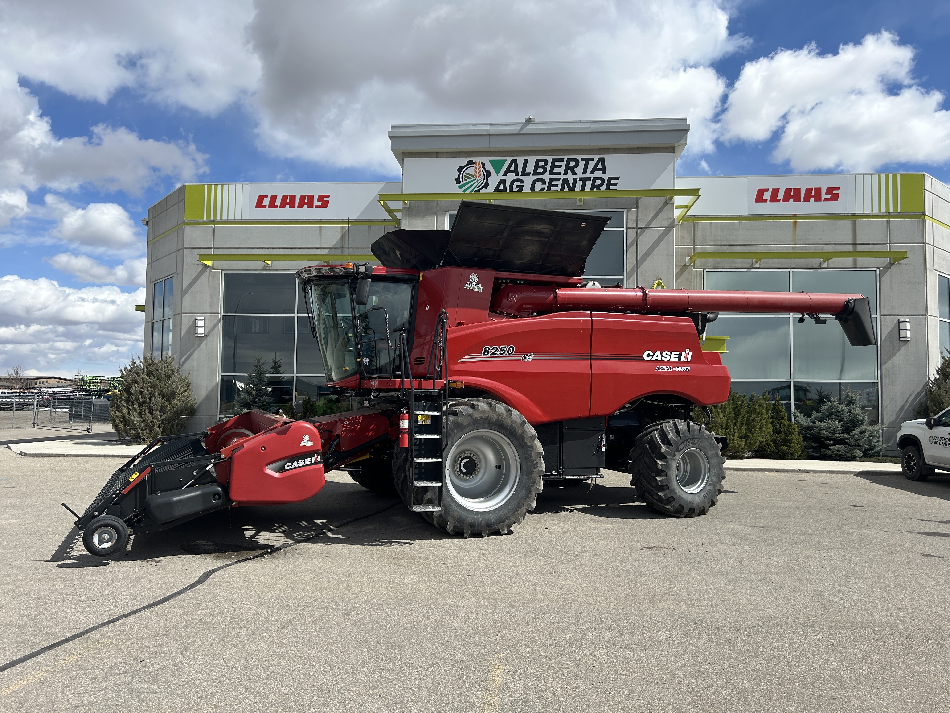 2022 Case IH 8250 Combine