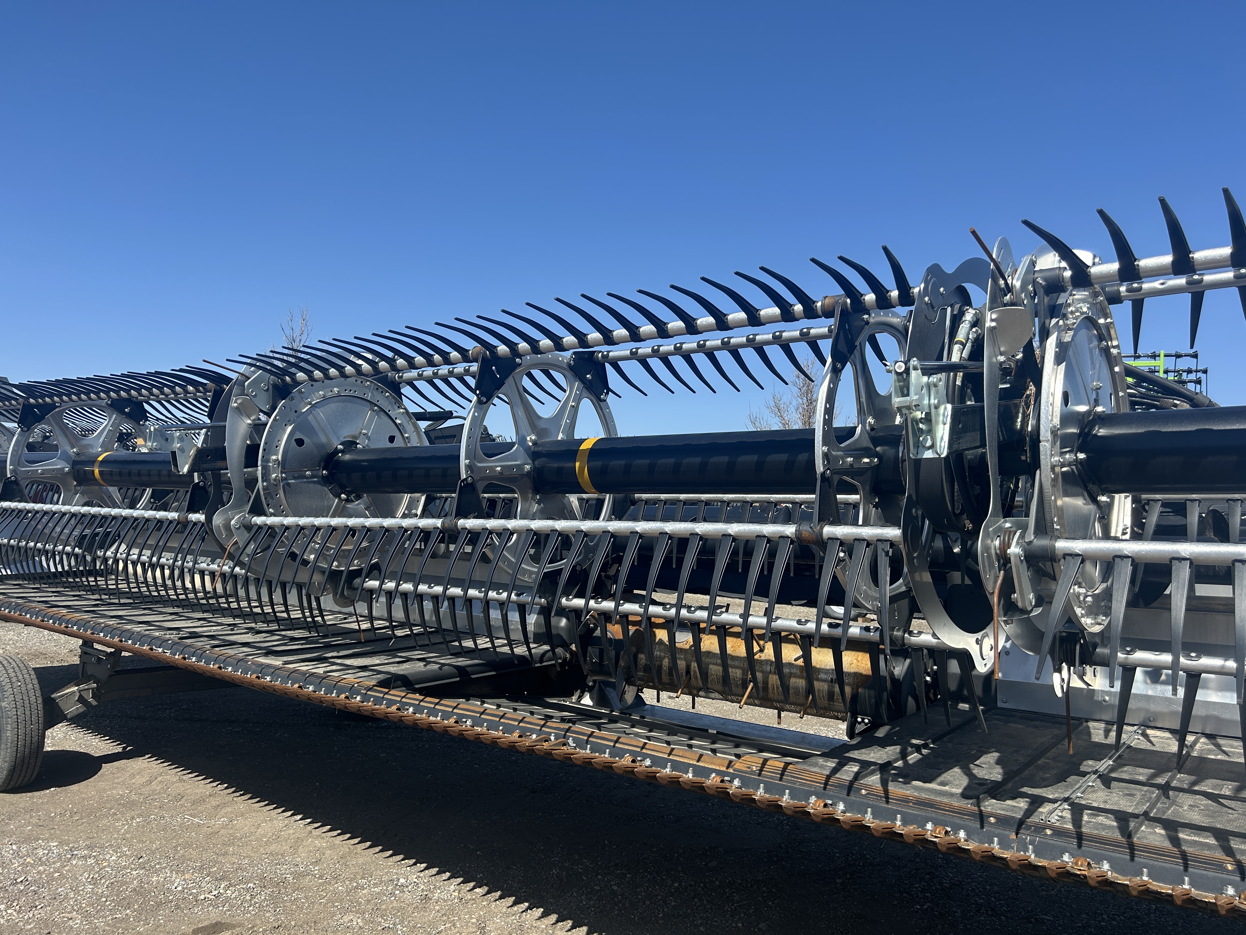 2022 MacDon FD240 Header Combine