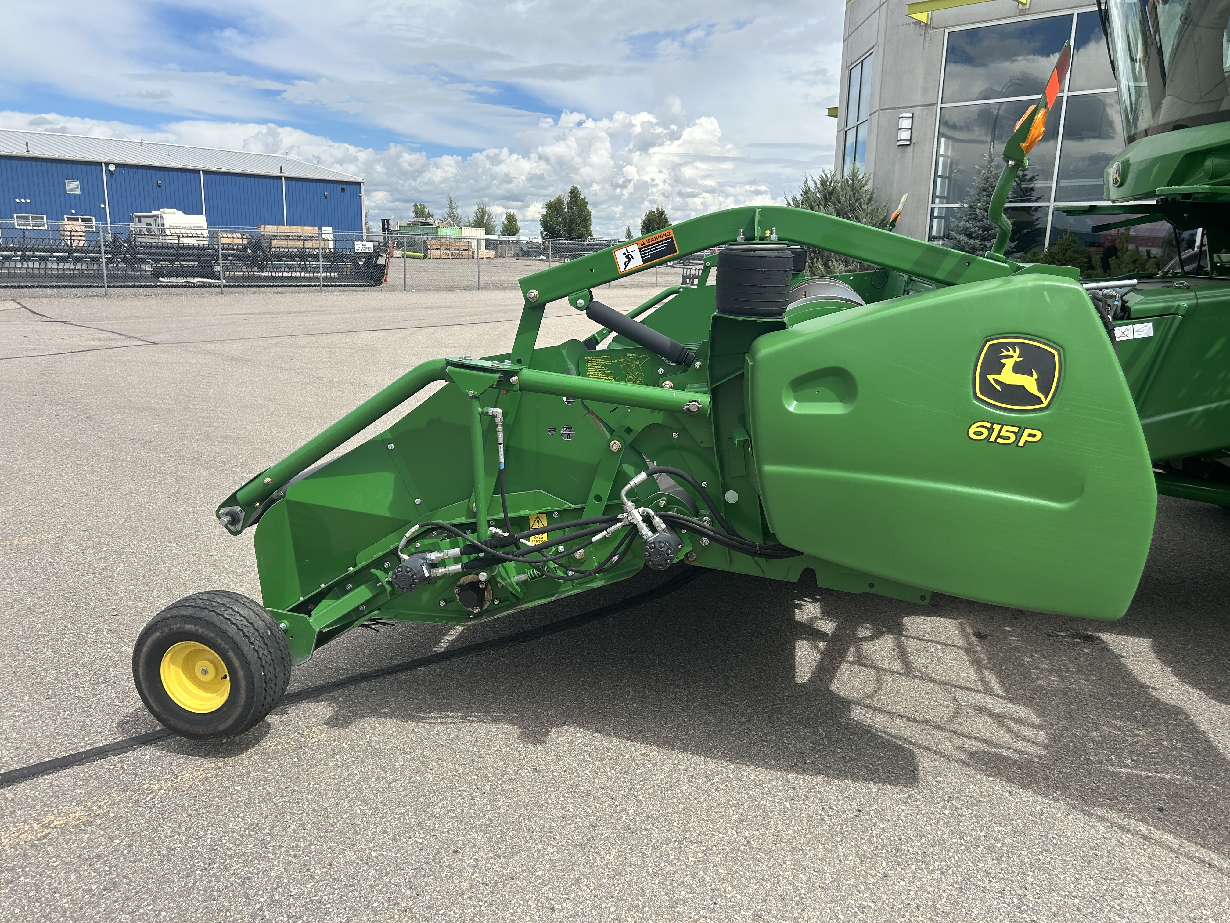 2015 John Deere S680 Combine