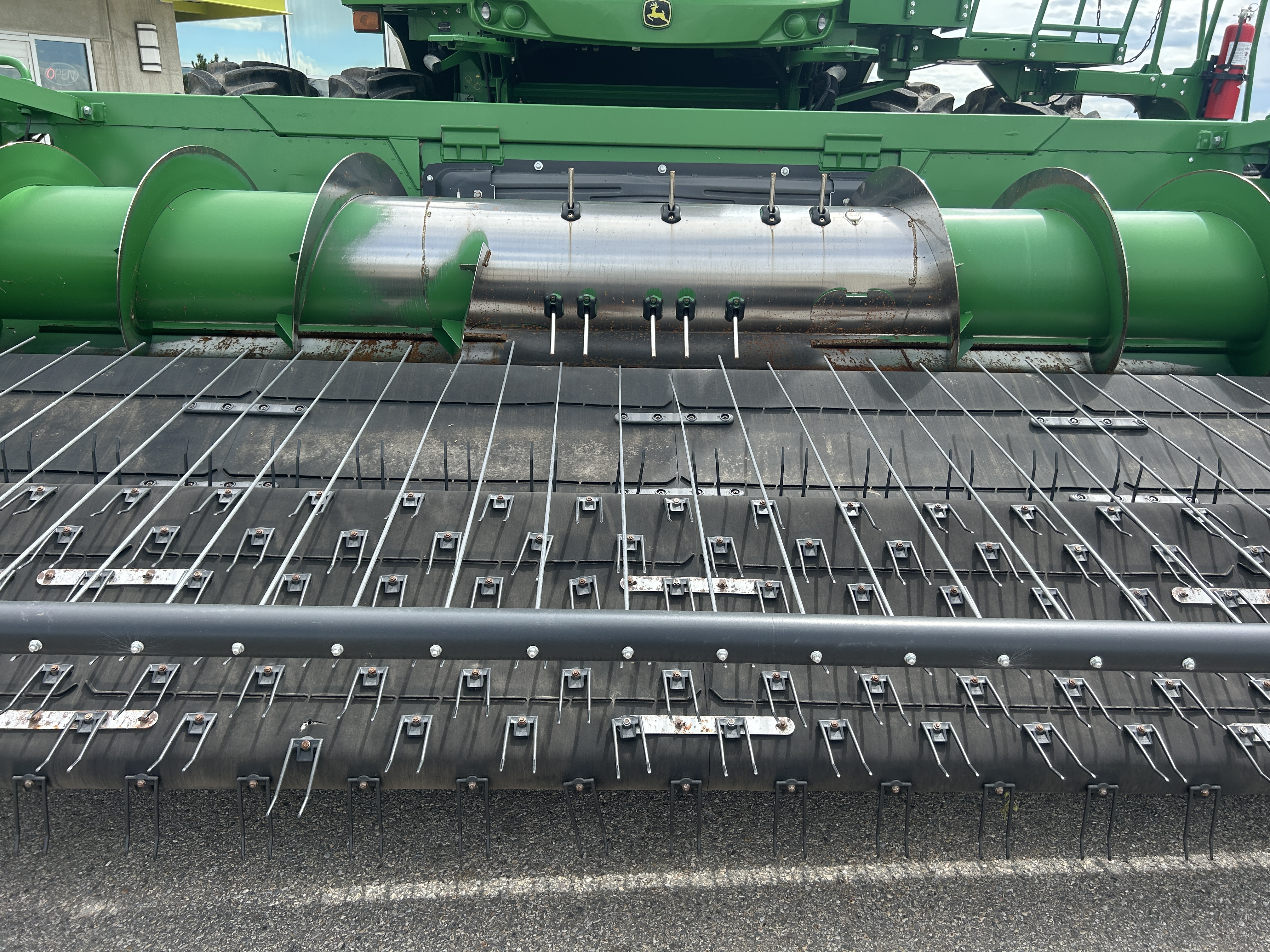 2015 John Deere S680 Combine