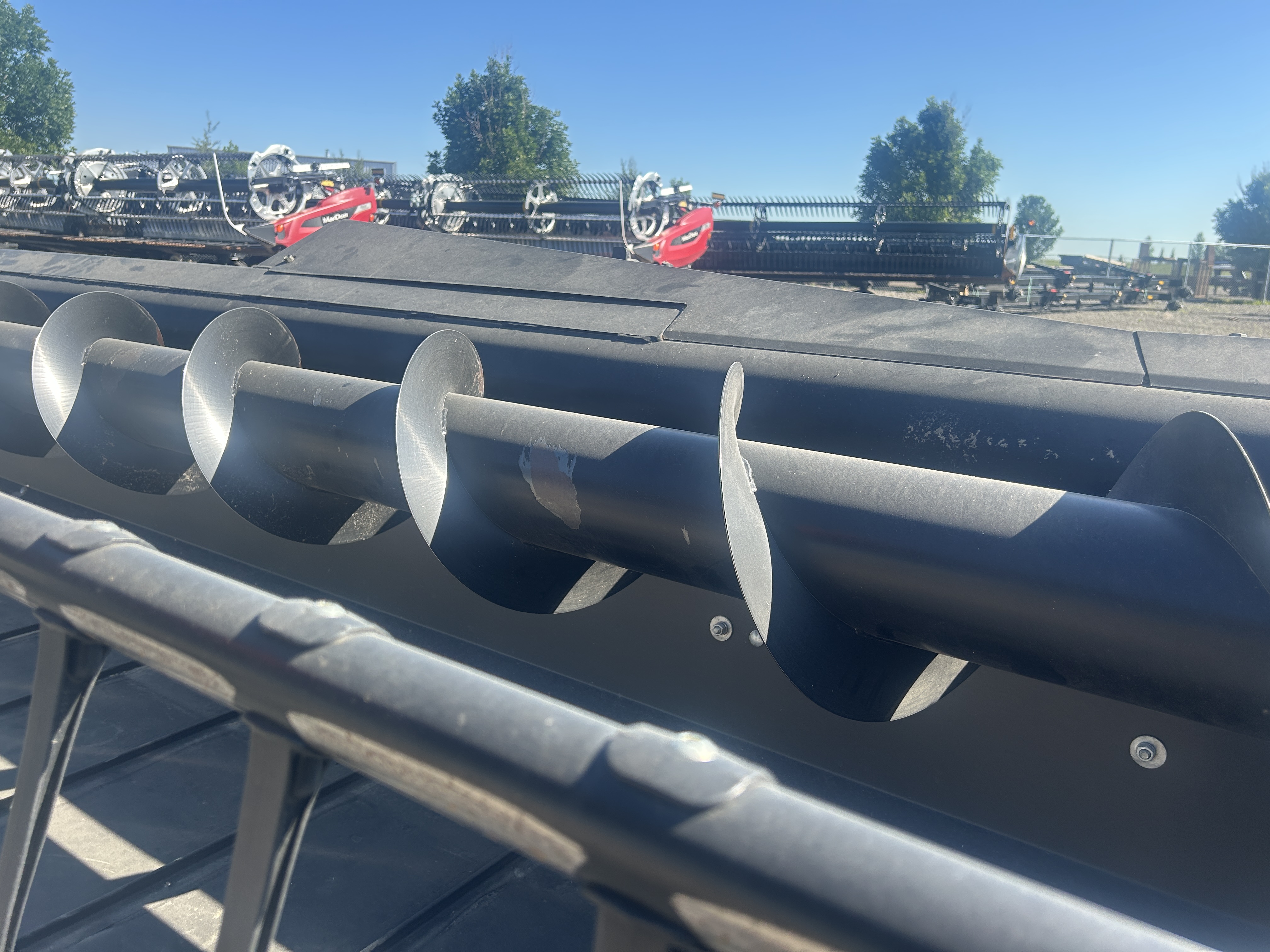 2009 MacDon D50 Header Combine