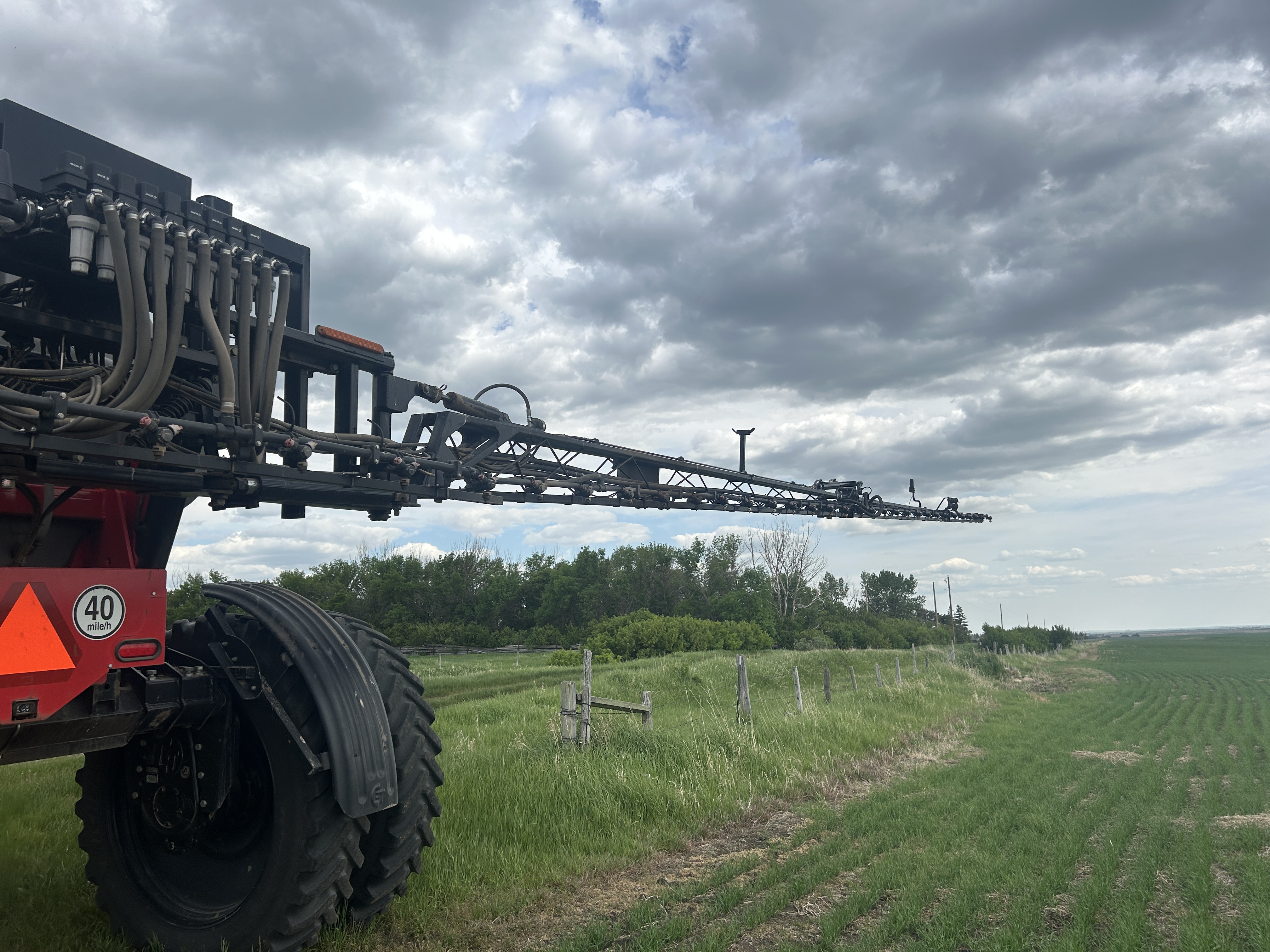 2016 Apache AS1220 Sprayer/High Clearance