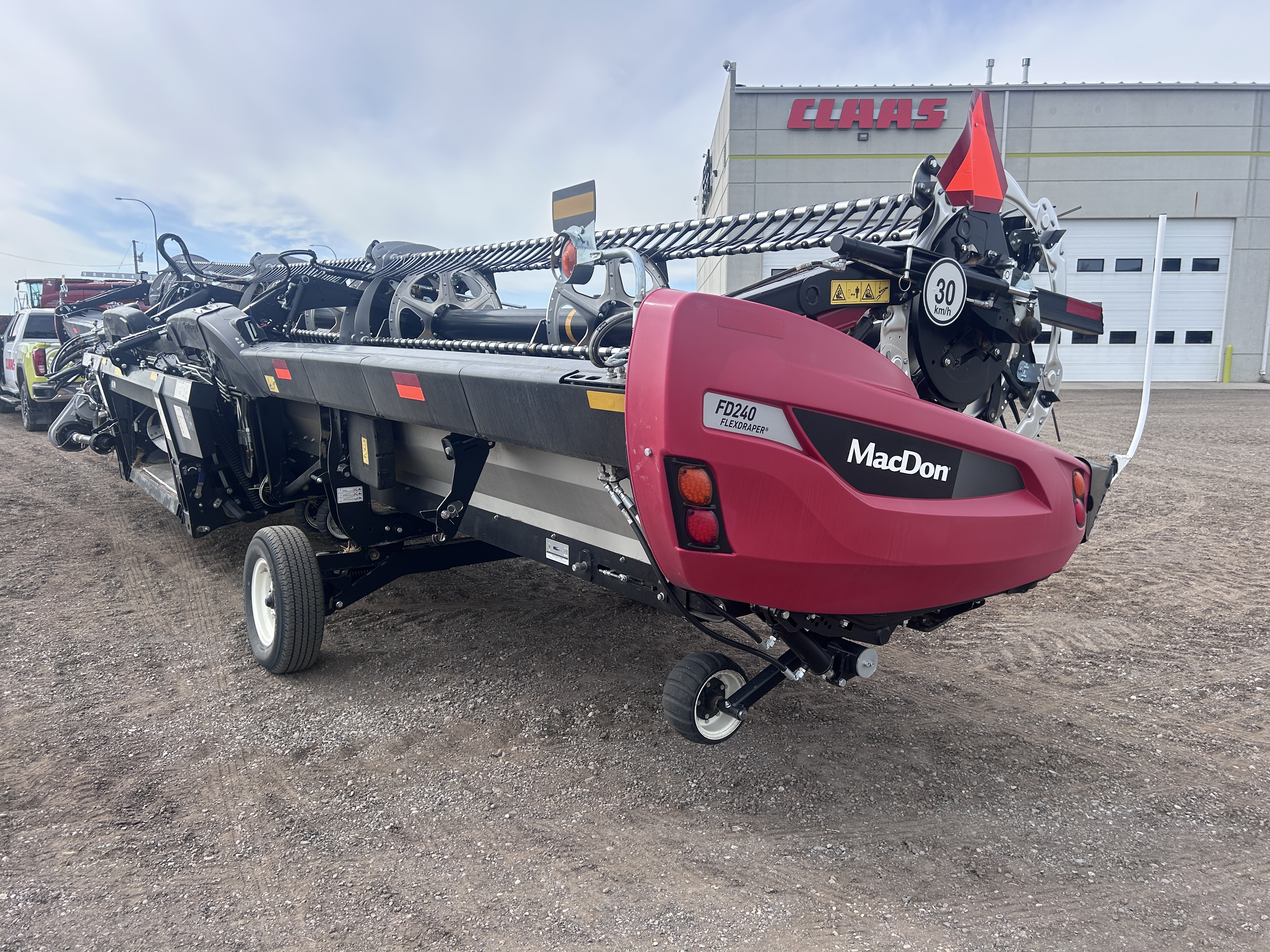 2022 MacDon FD240 Header Combine