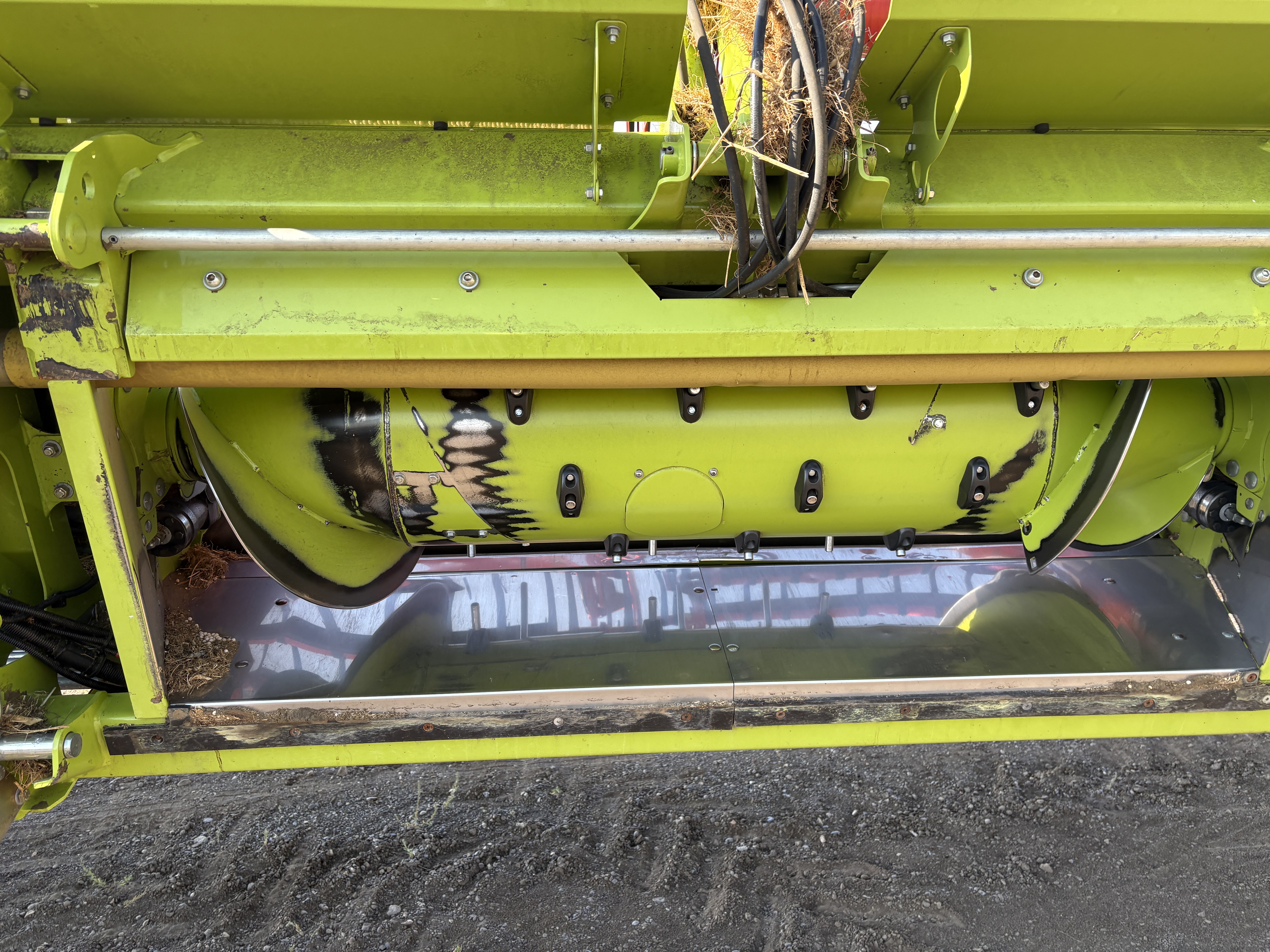 2023 CLAAS CONVIO 1230 Header Combine