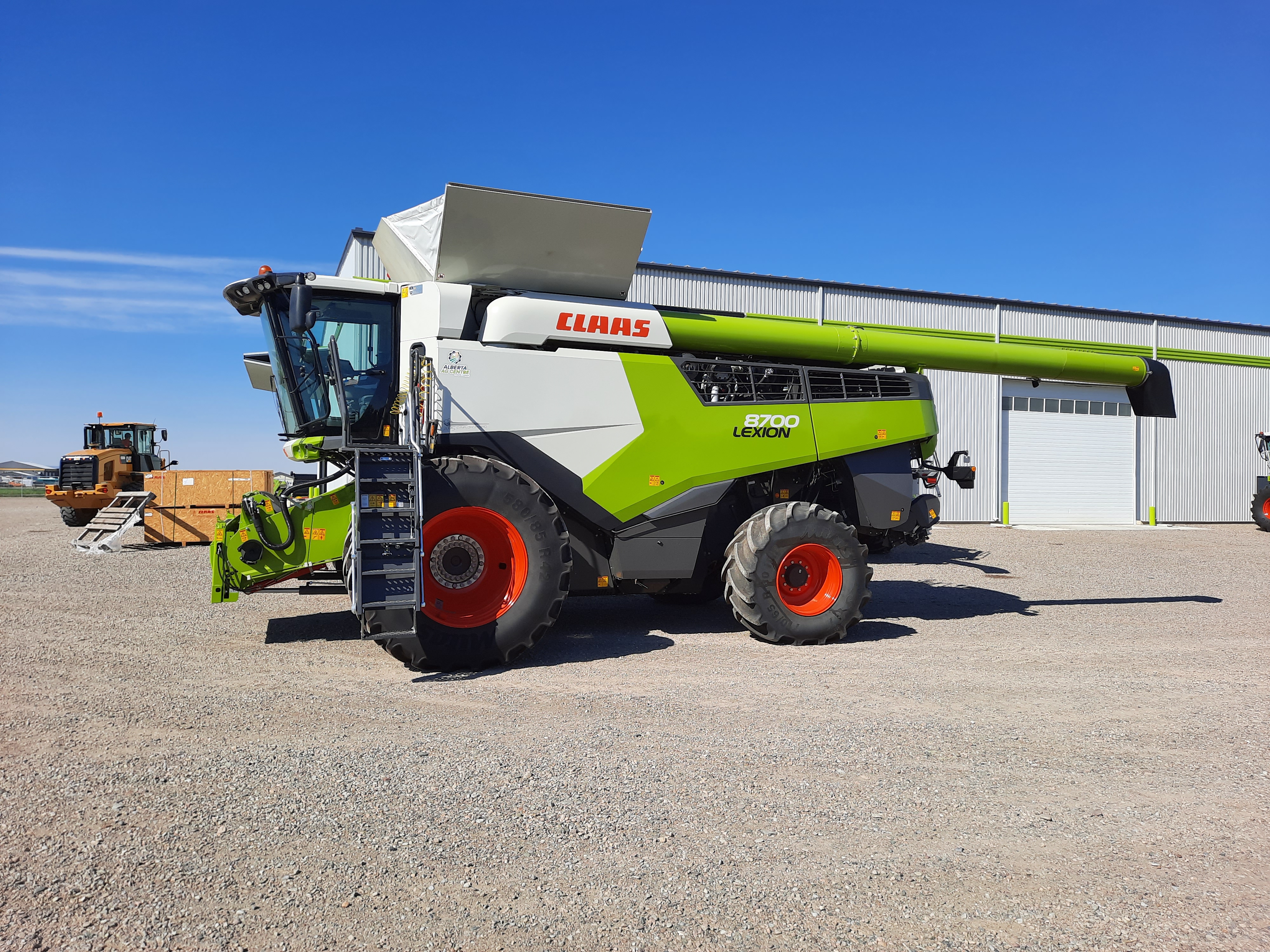 2022 CLAAS LEXION 8700 Combine