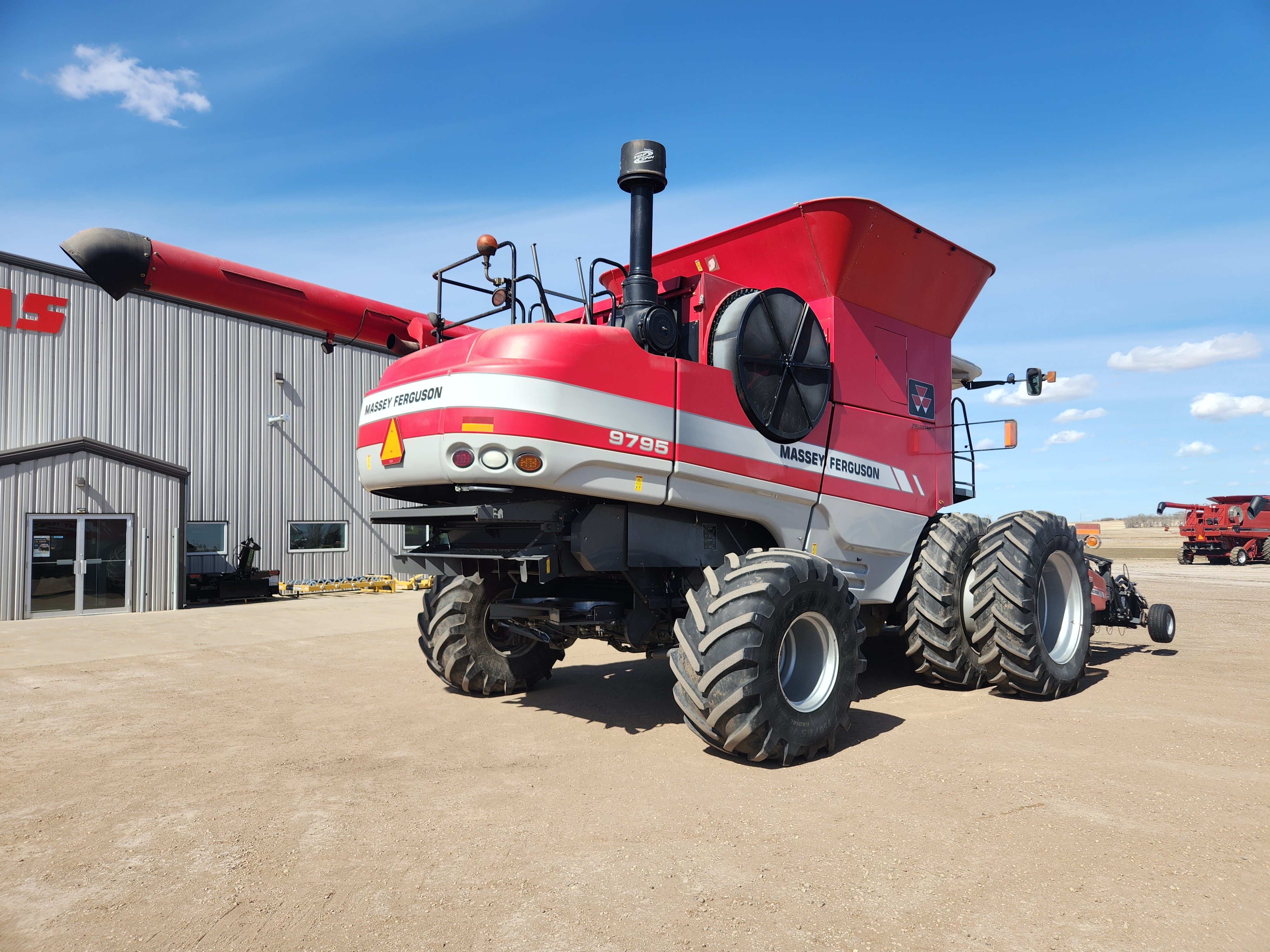 2009 Massey Ferguson 9795 Combine