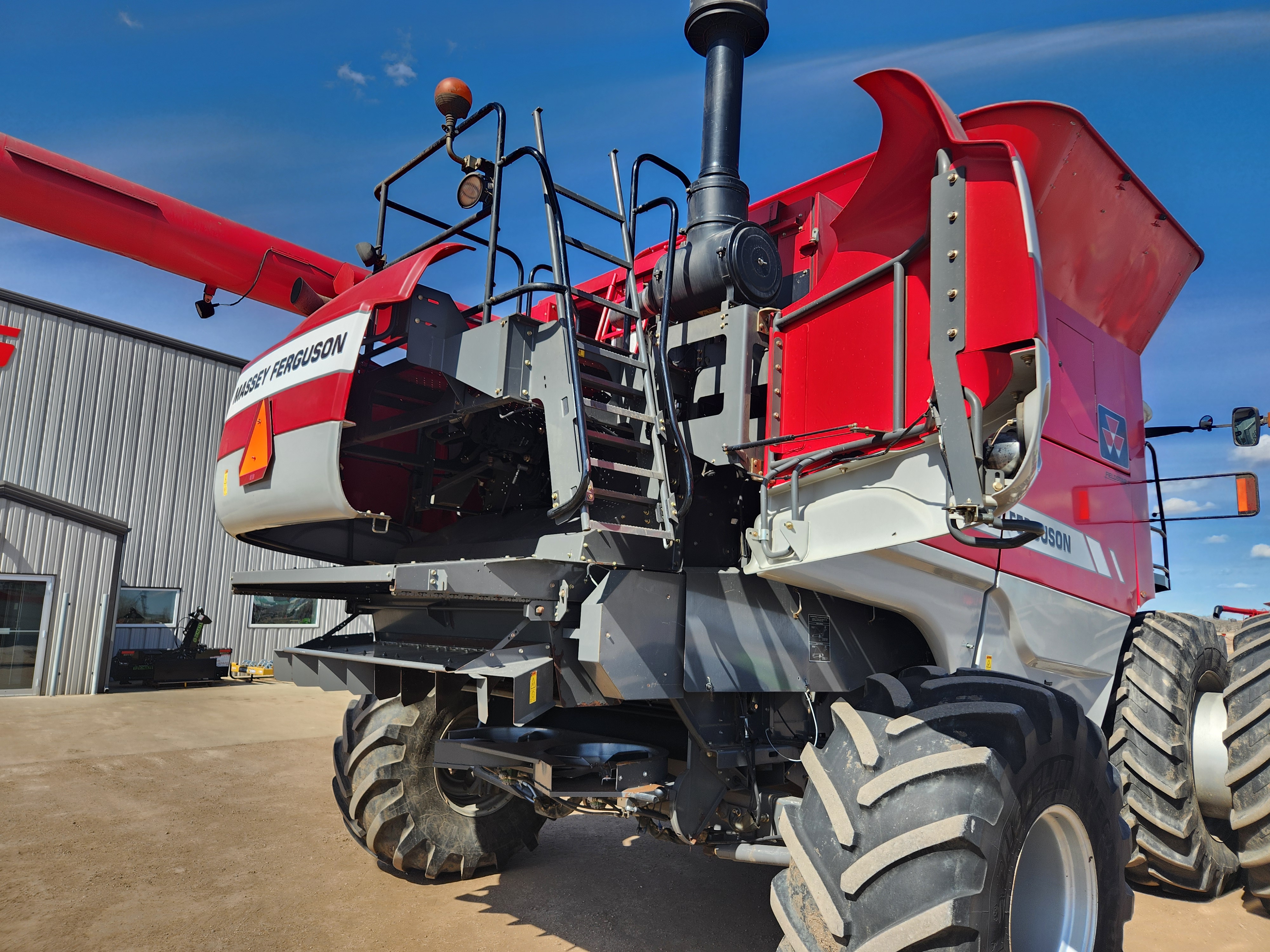 2009 Massey Ferguson 9795 Combine