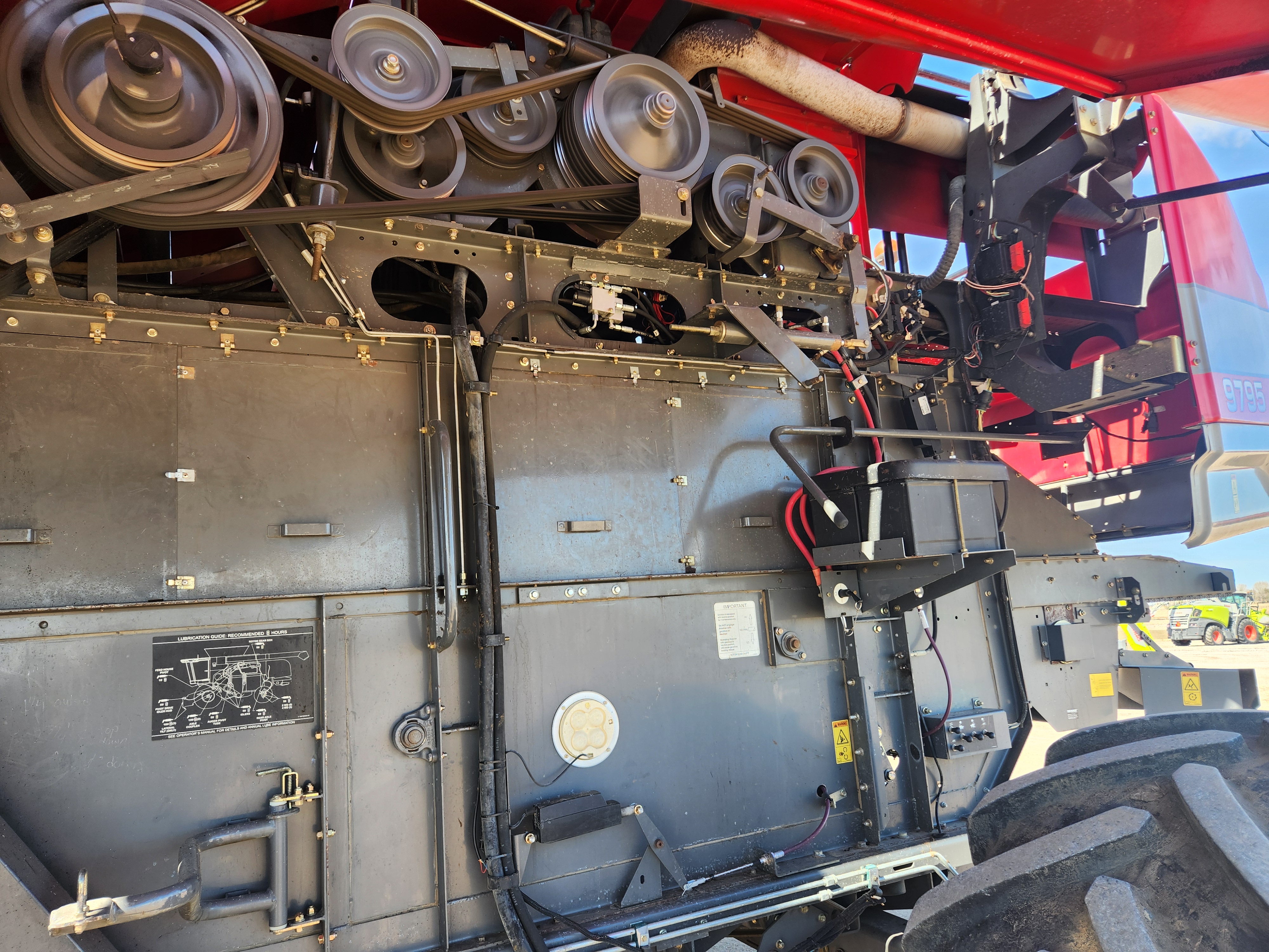 2009 Massey Ferguson 9795 Combine