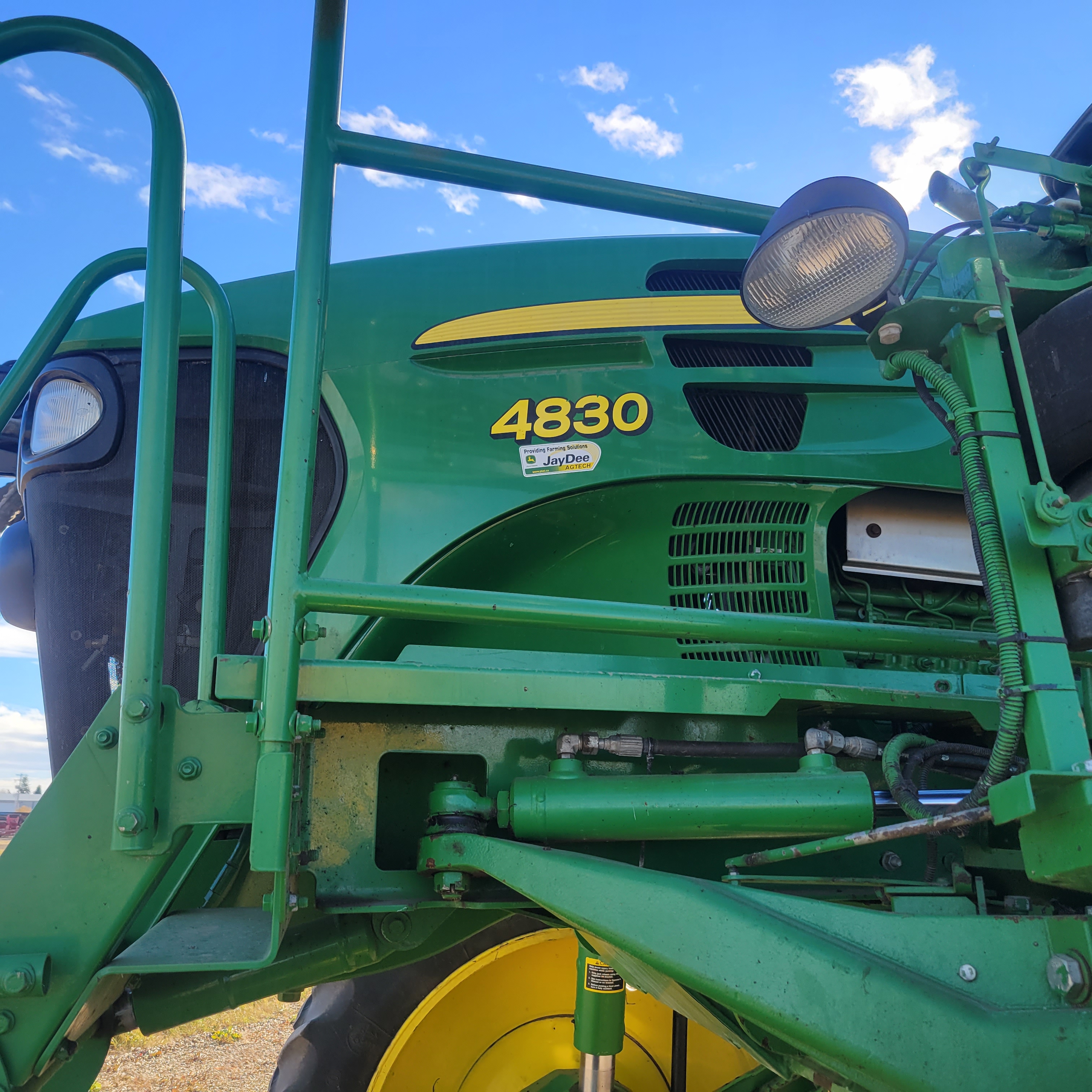 2013 John Deere 4830 Sprayer/High Clearance