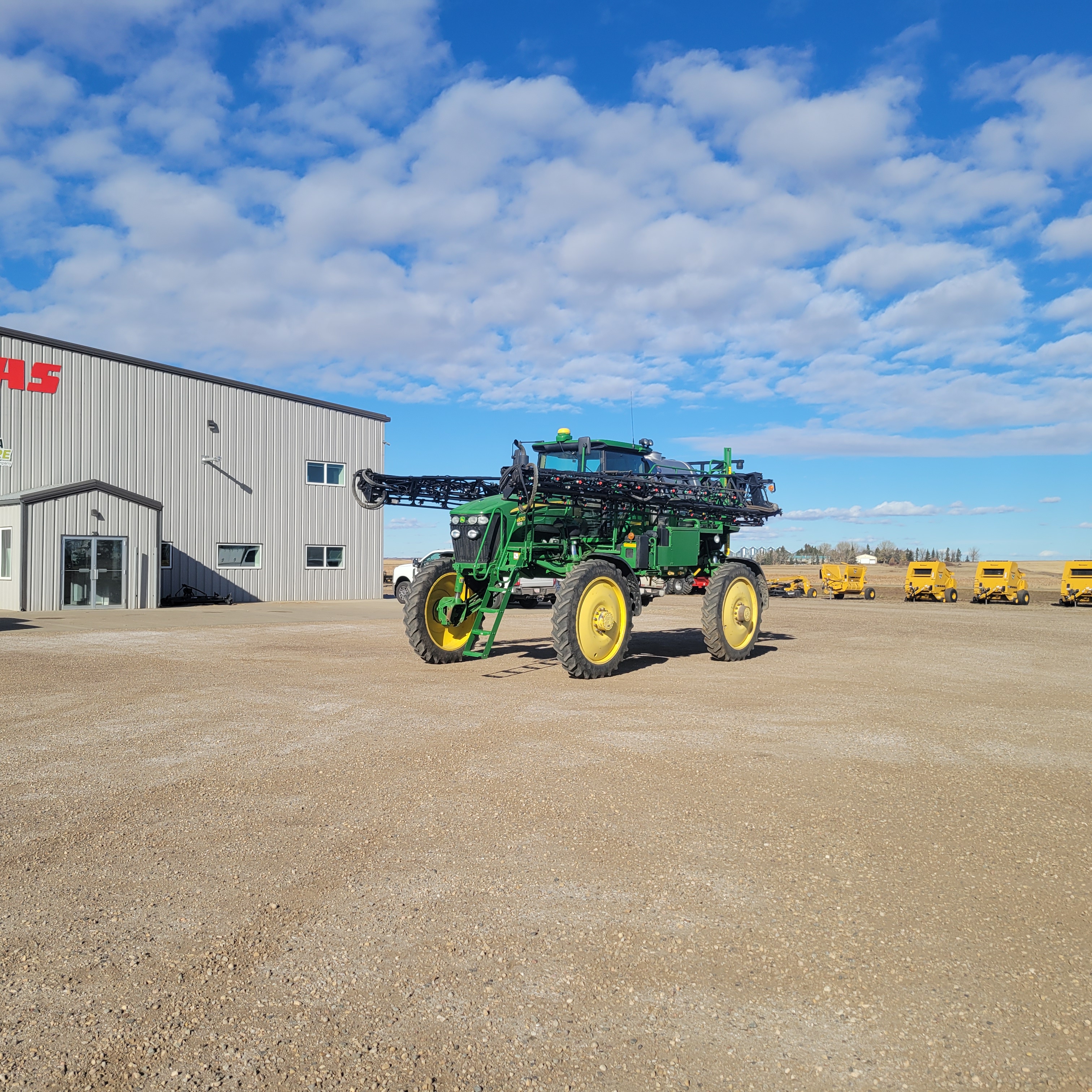 2013 John Deere 4830 Sprayer/High Clearance