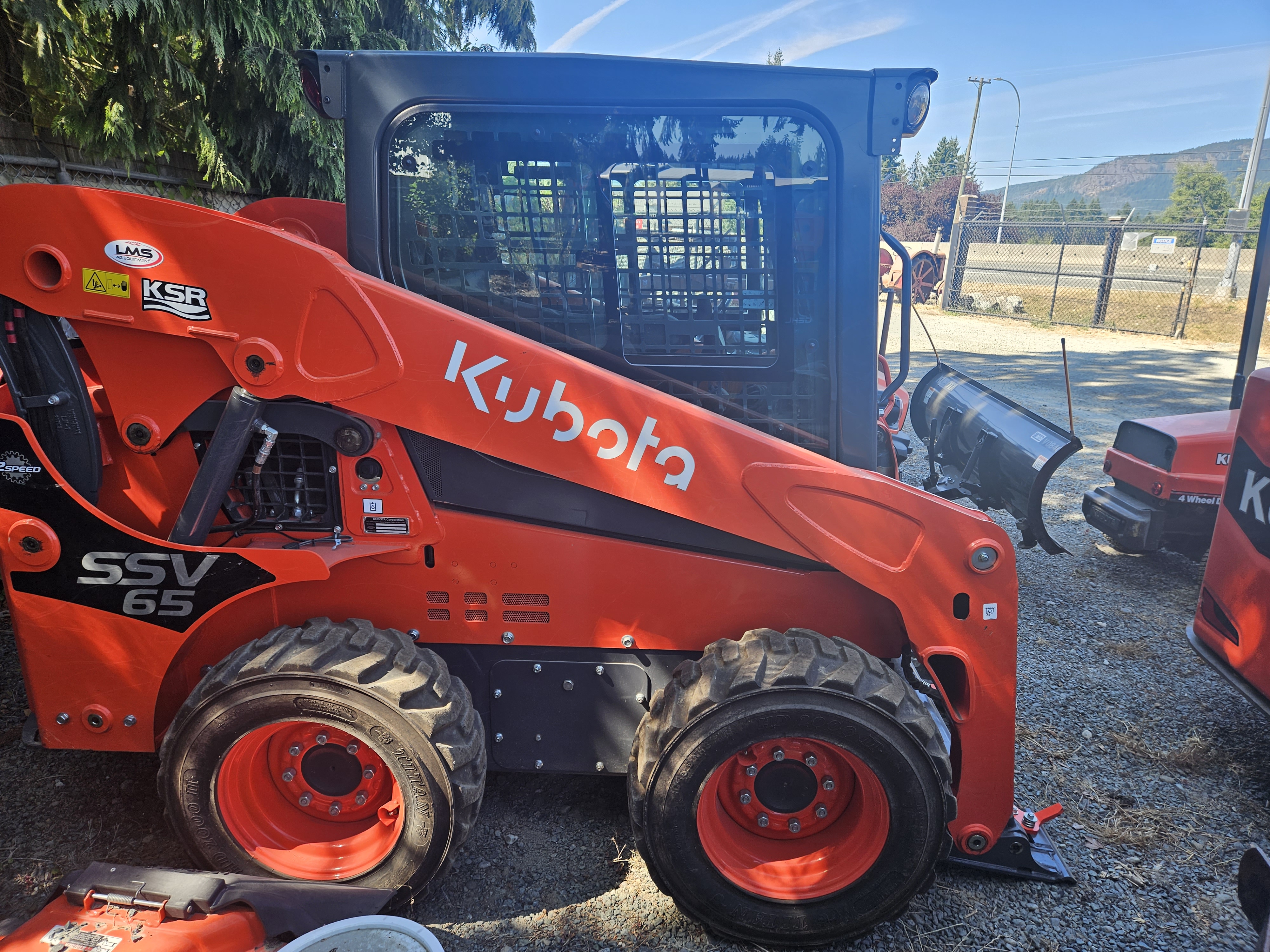 2021 Kubota SSV65PHFRC Skid Steer Loader